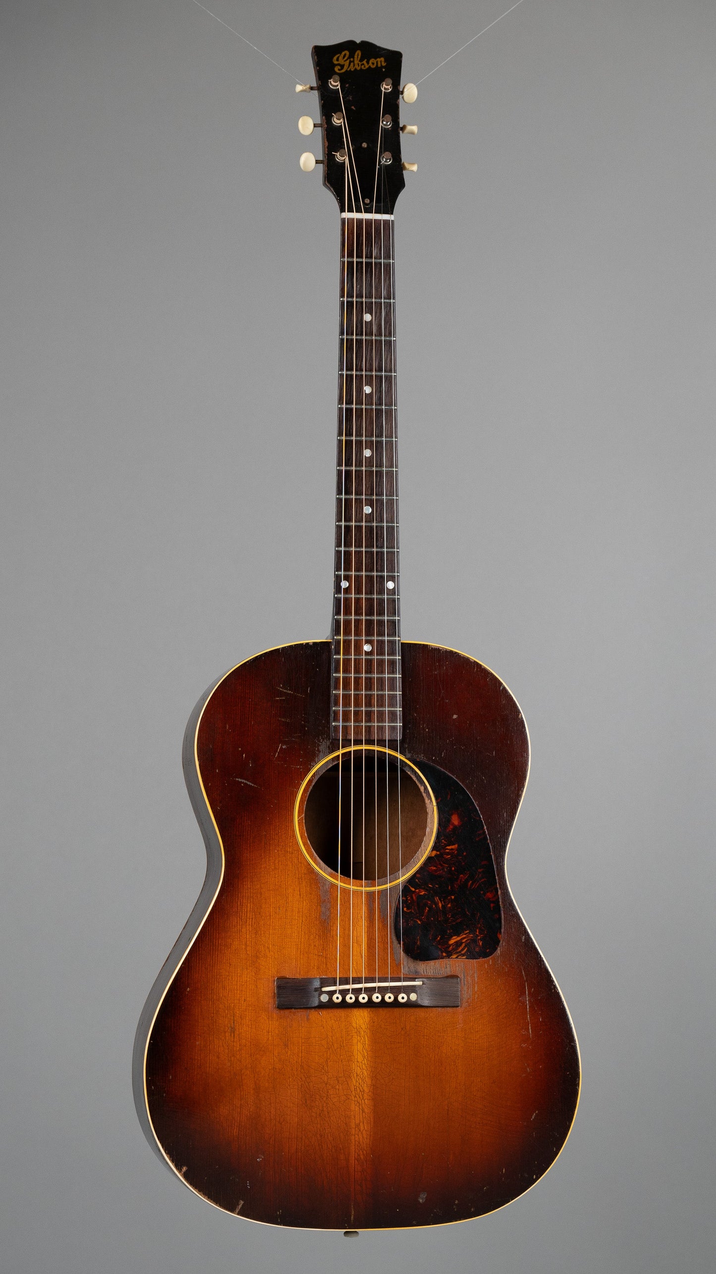 1946 Gibson LG-2 (USA, Sunburst, Gibson HSC)