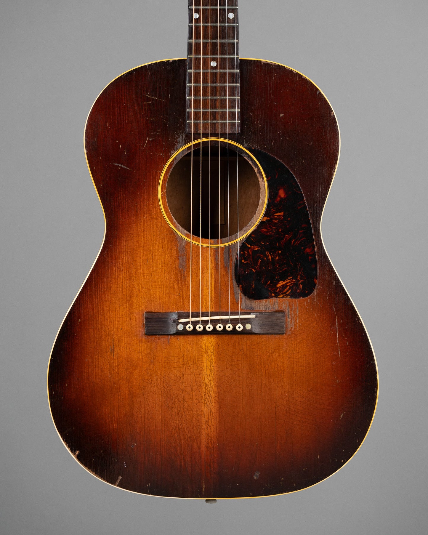 1946 Gibson LG-2 (USA, Sunburst, Gibson HSC)