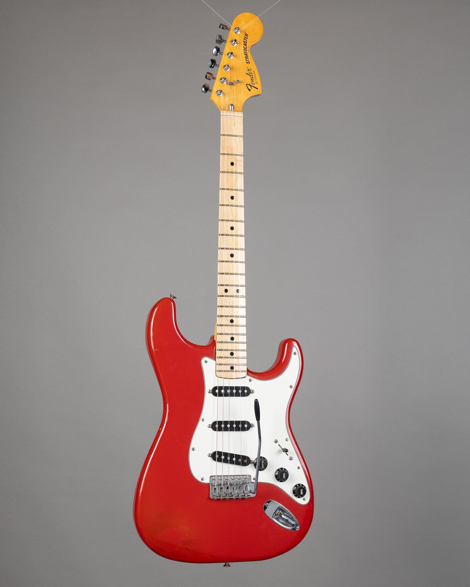 1979 Fender Stratocaster International Series (USA, Moroccan Red,  OHSC)