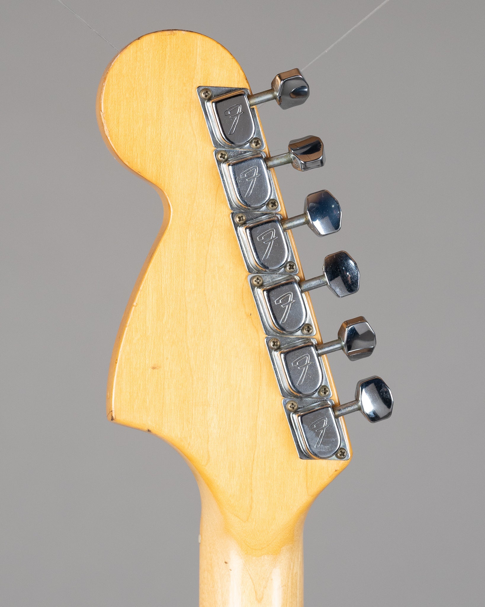 1979 Fender Stratocaster International Series (USA, Moroccan Red,  OHSC)