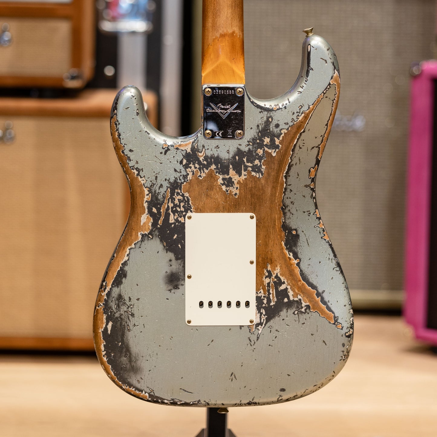 Fender Custom Shop 65 Stratocaster Super Heavy Relic - Super Faded Fire Mist Silver Over Charcoal Frost Metallic