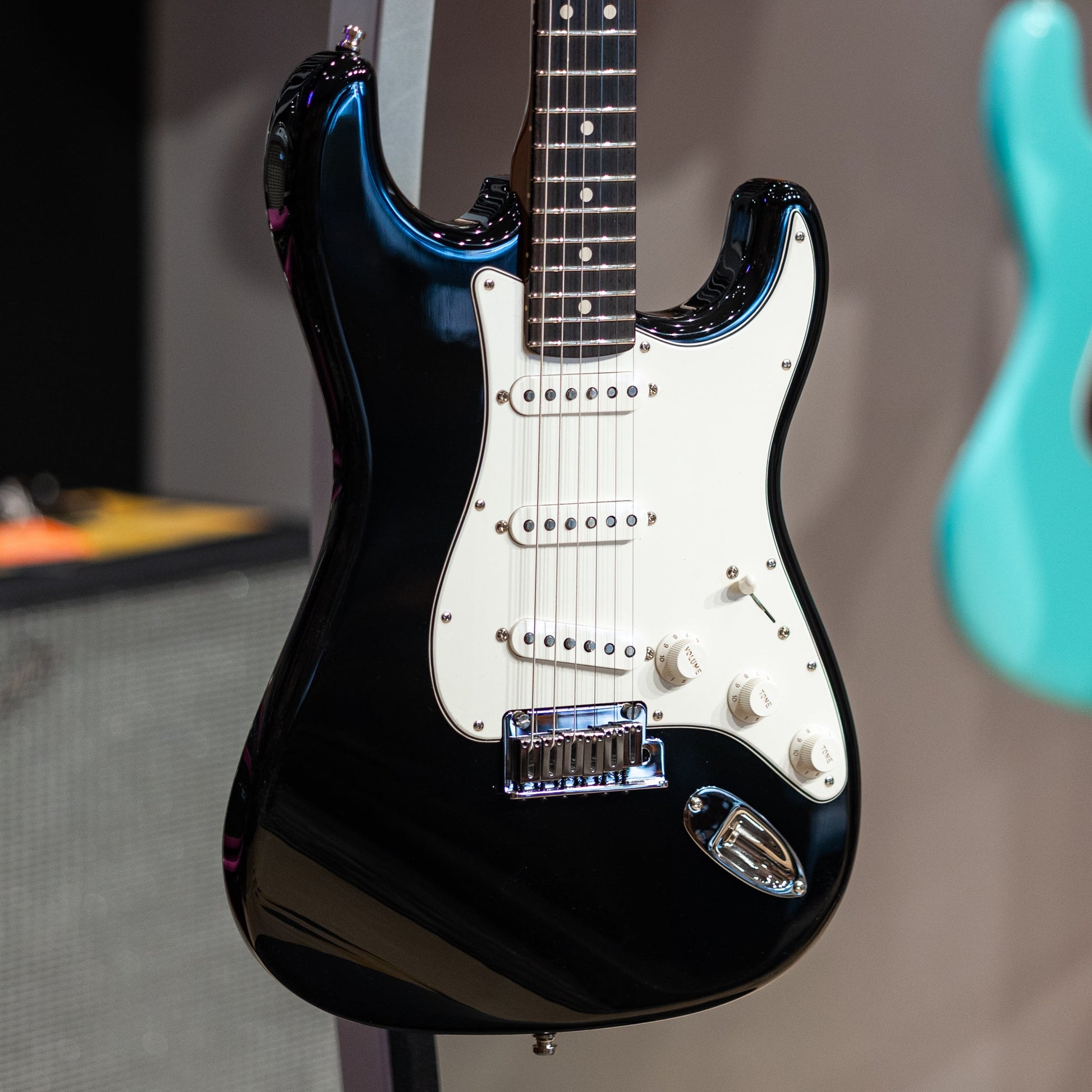 Fender Custom Shop Roasted Custom Deluxe Stratocaster NOS - Black