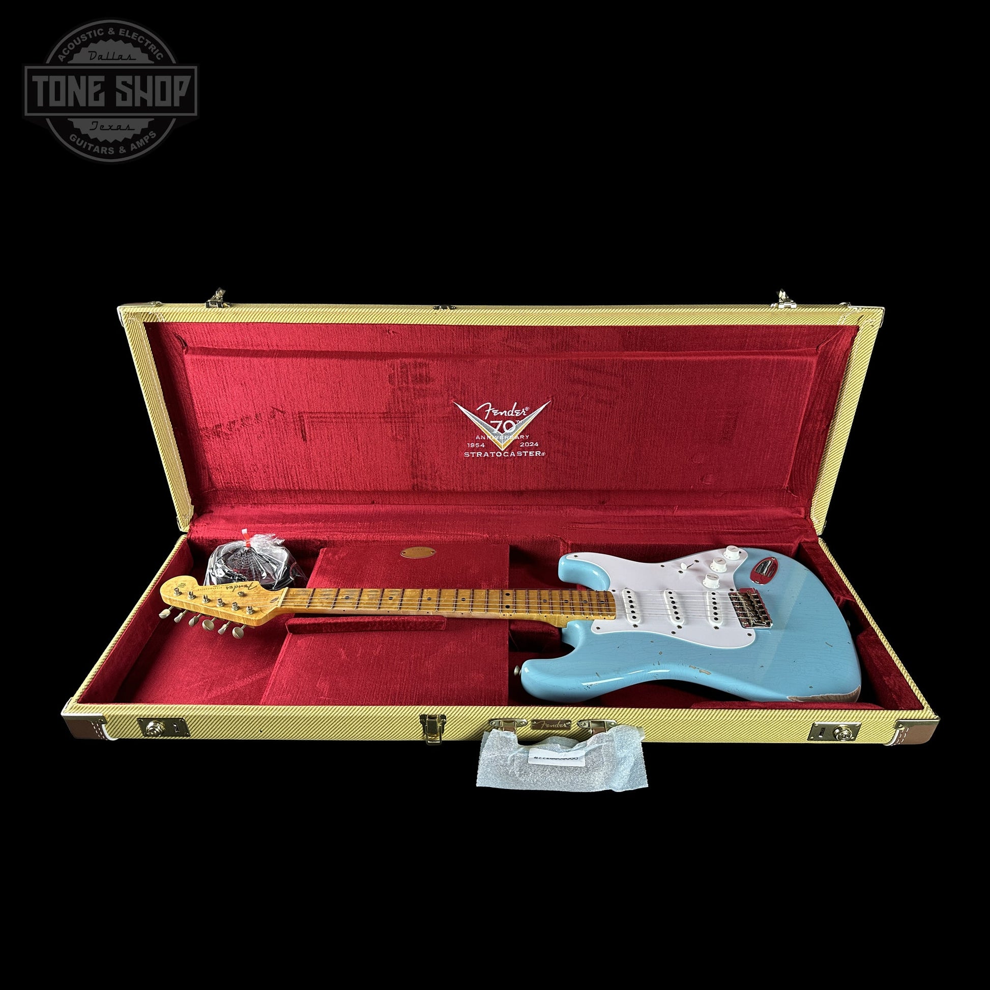 Fender Custom Shop 70th Anniversary 1954 Stratocaster Relic Daphne Blue w/case