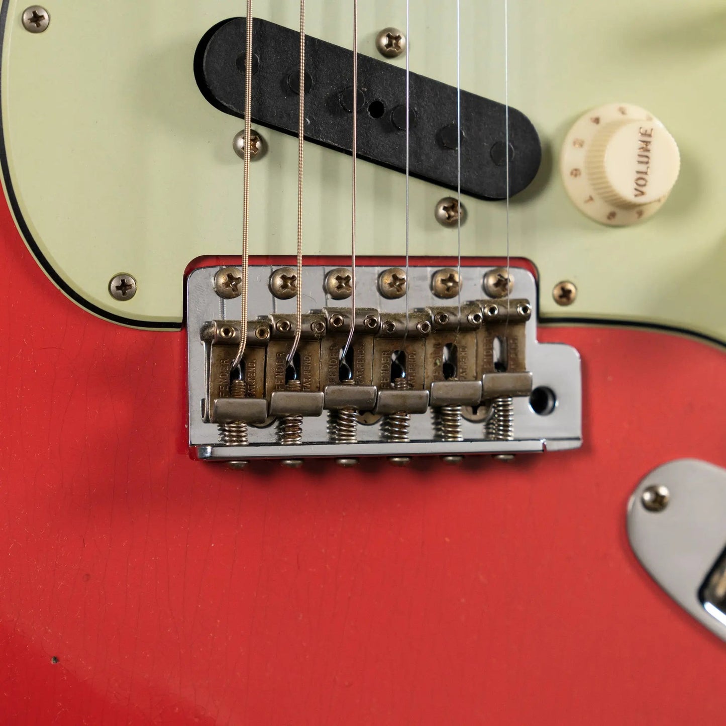 Fender Custom Shop ’62 Stratocaster Relic Electric Guitar – Fiesta Red
