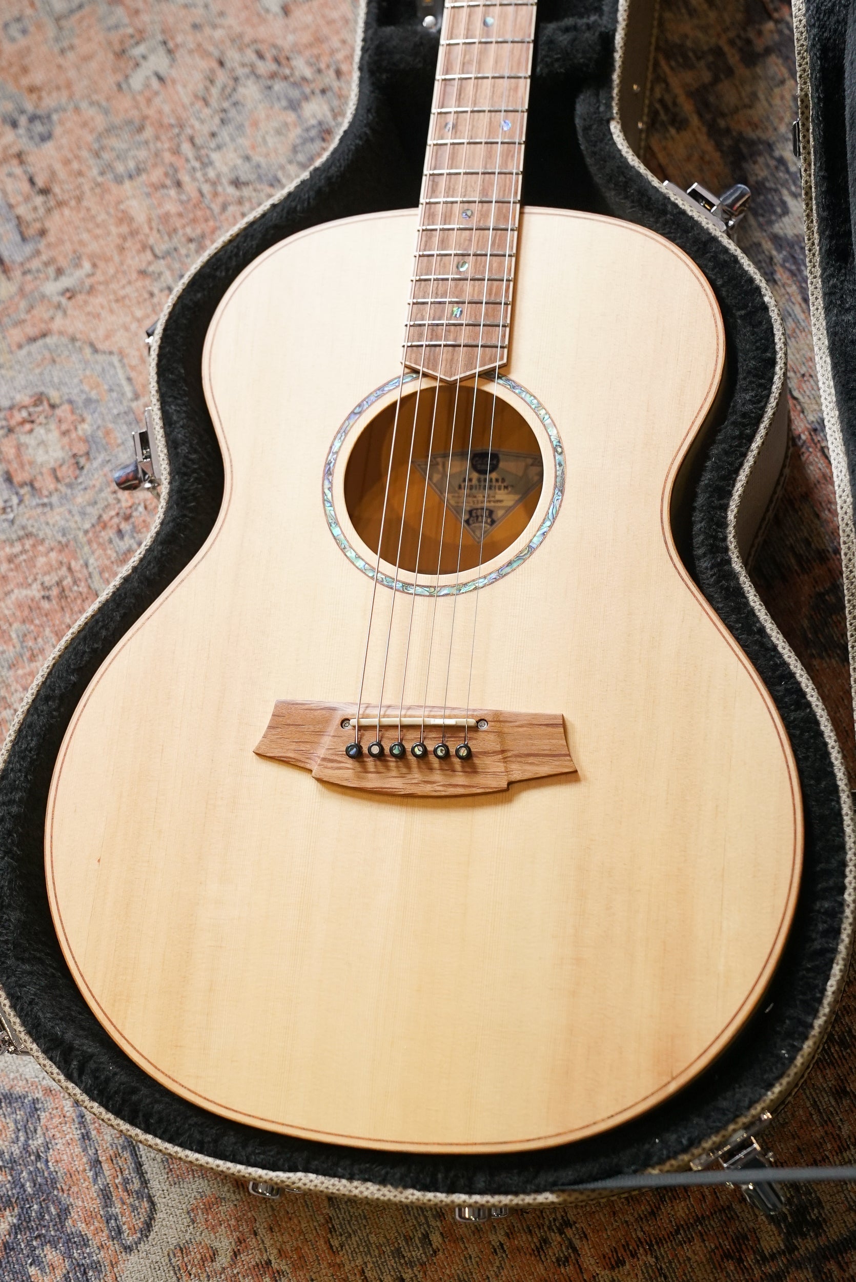 Cole Clark Master Grade ANMGE King Billy-Huon Pine Angel