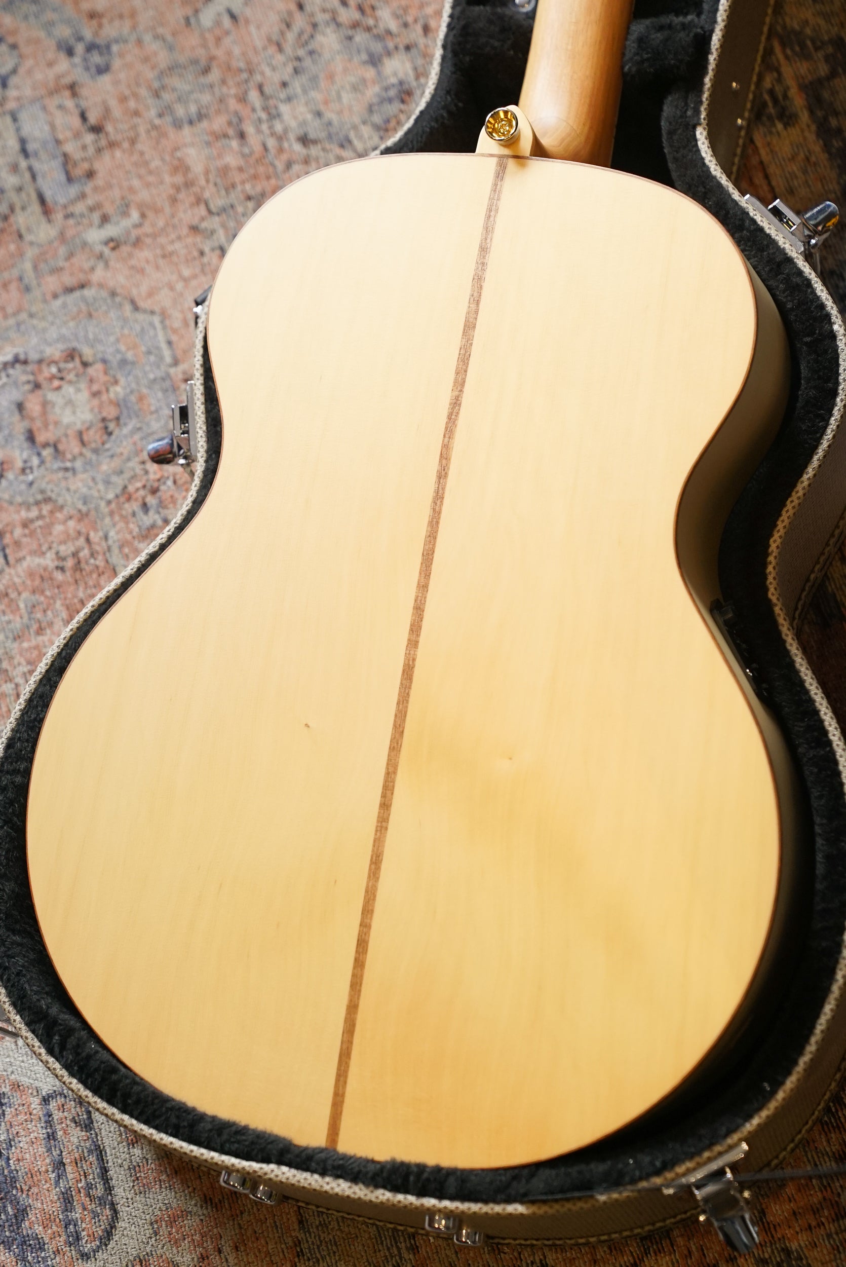 Cole Clark Master Grade ANMGE King Billy-Huon Pine Angel