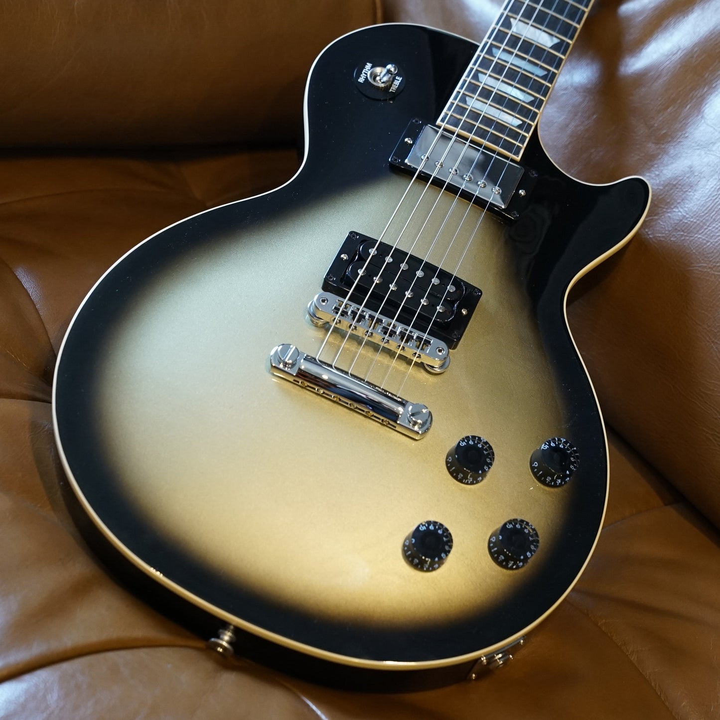 Gibson Adam Jones Les Paul Standard - Silverburst