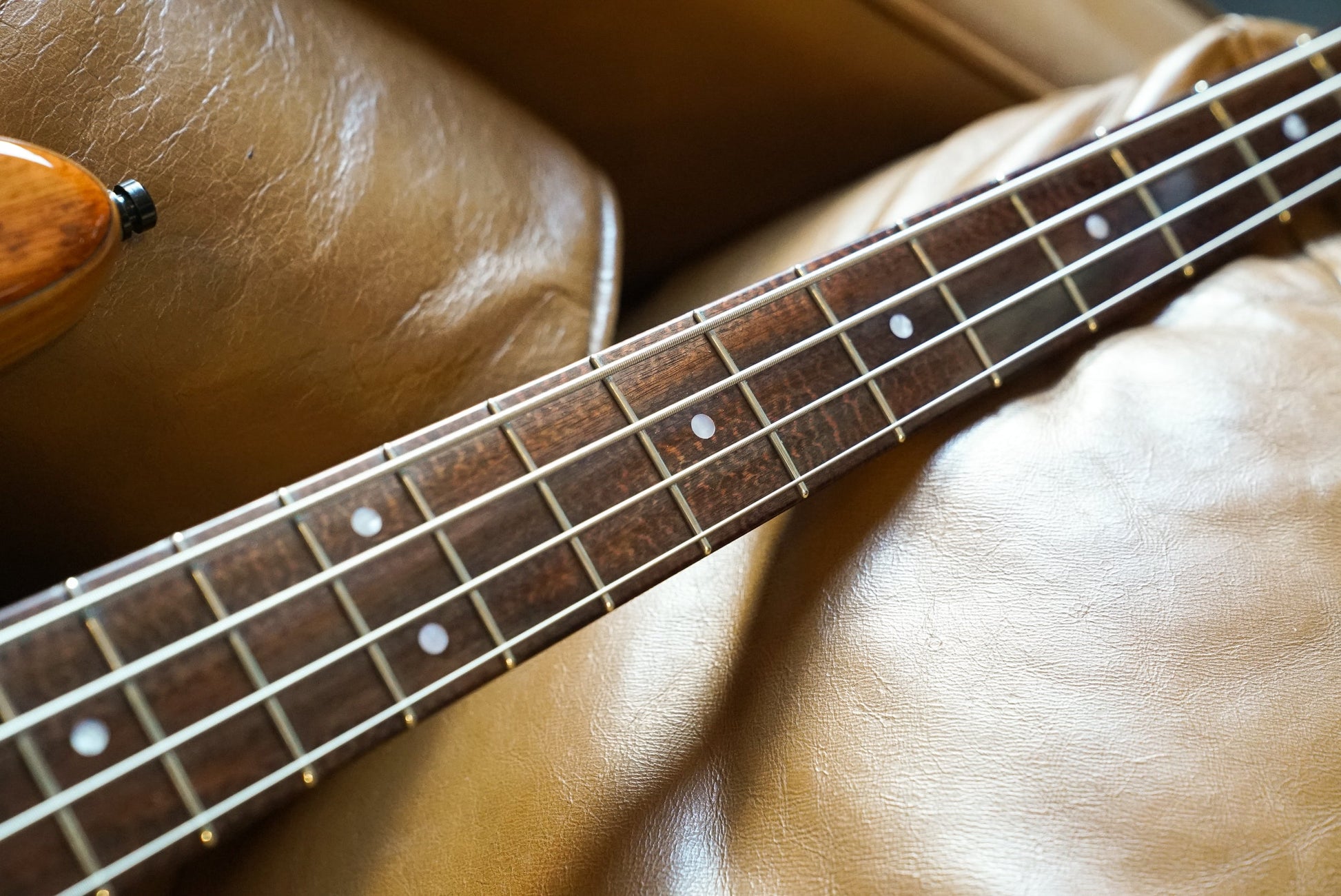 Sadowsky MasterBuilt 2022 Limited Edition 21 Fret MM Style 4-String Bass Guitar
