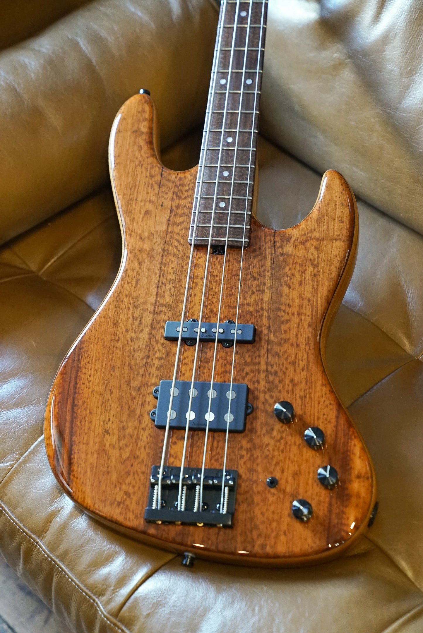 Sadowsky MasterBuilt 2022 Limited Edition 21 Fret MM Style 4-String Bass Guitar