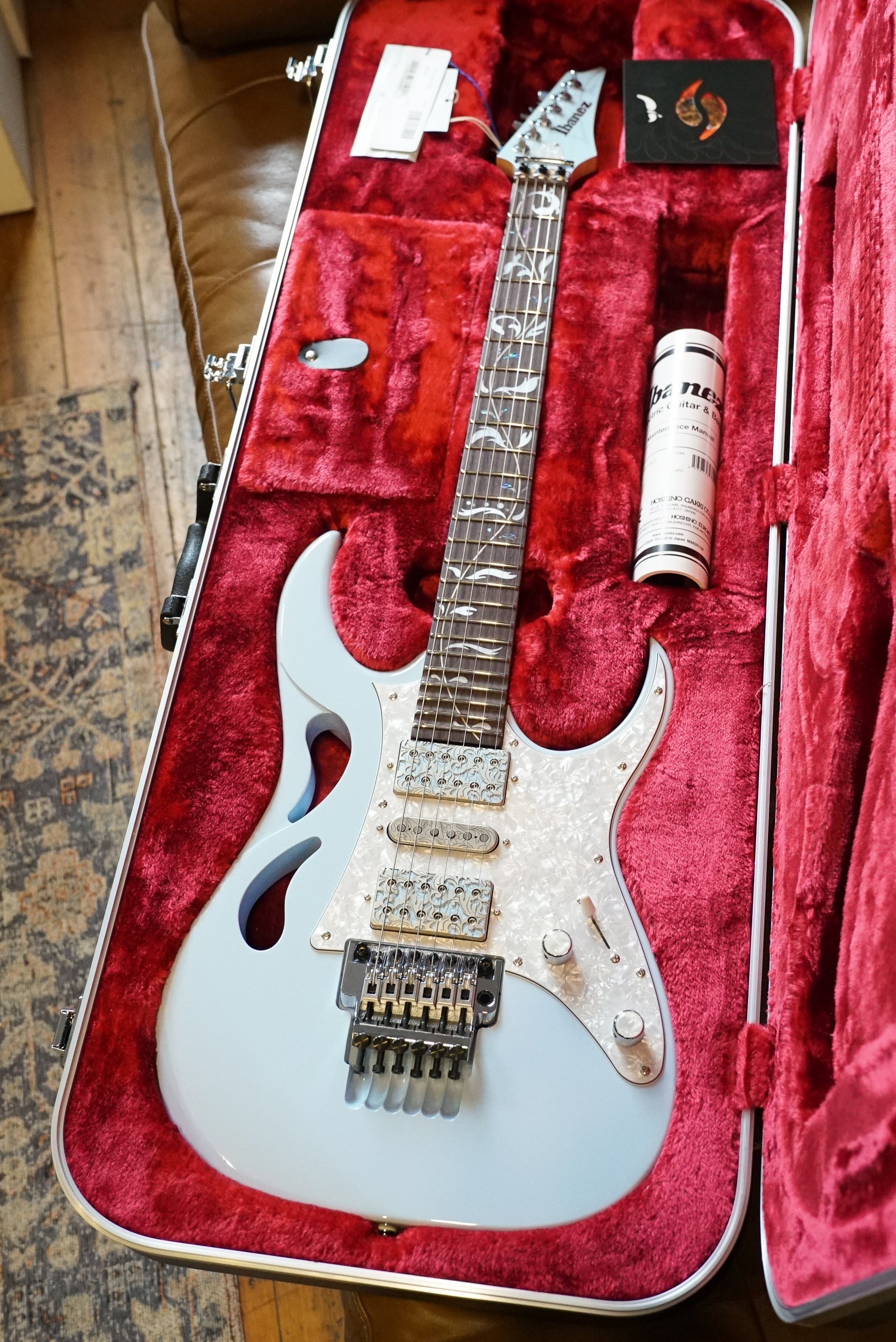 Ibanez PIA3761C BLP Steve Vai Signature Model