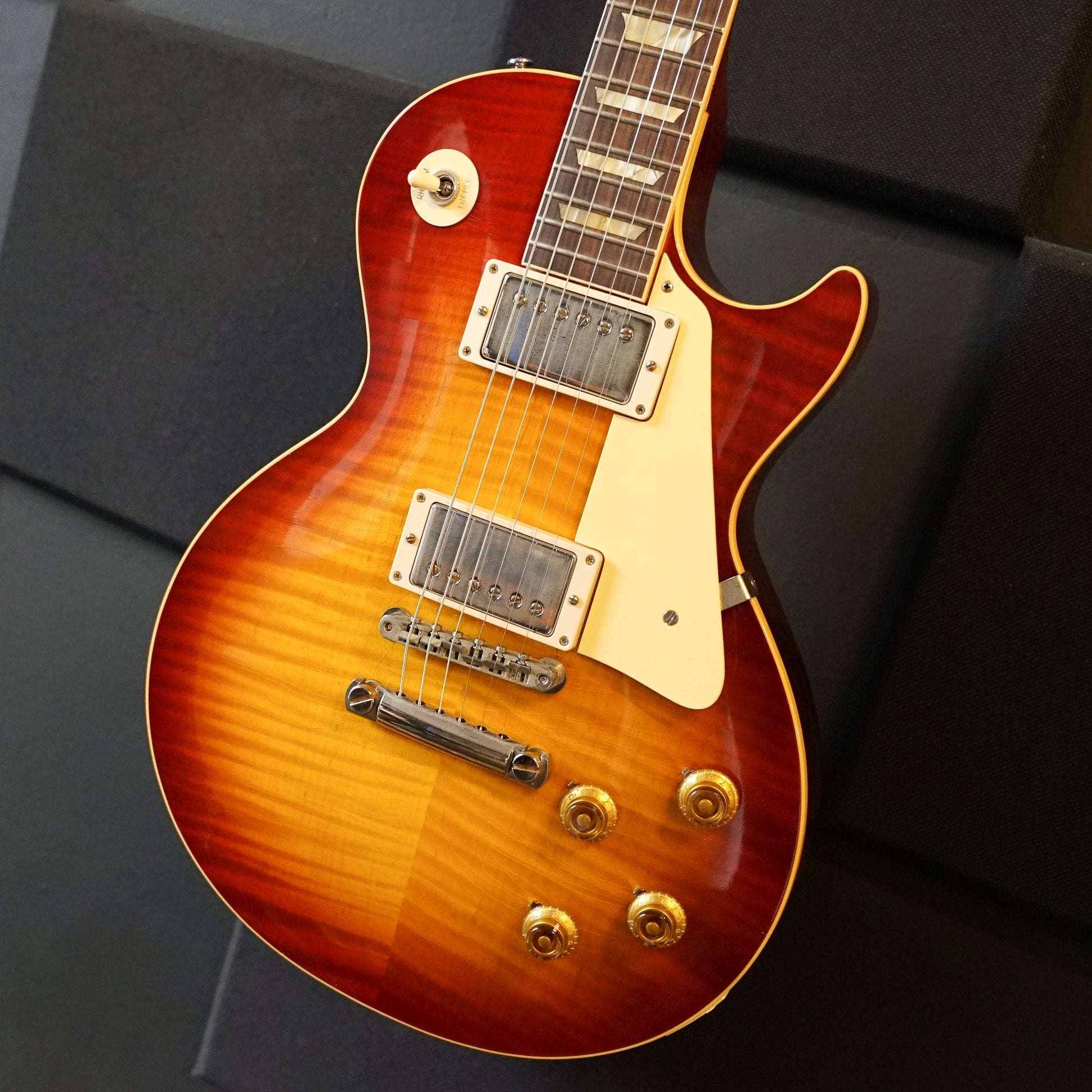 Gibson Custom Shop Murphy Lab '59 Les Paul, Ultra Light Aged, Sunrise Teaburst