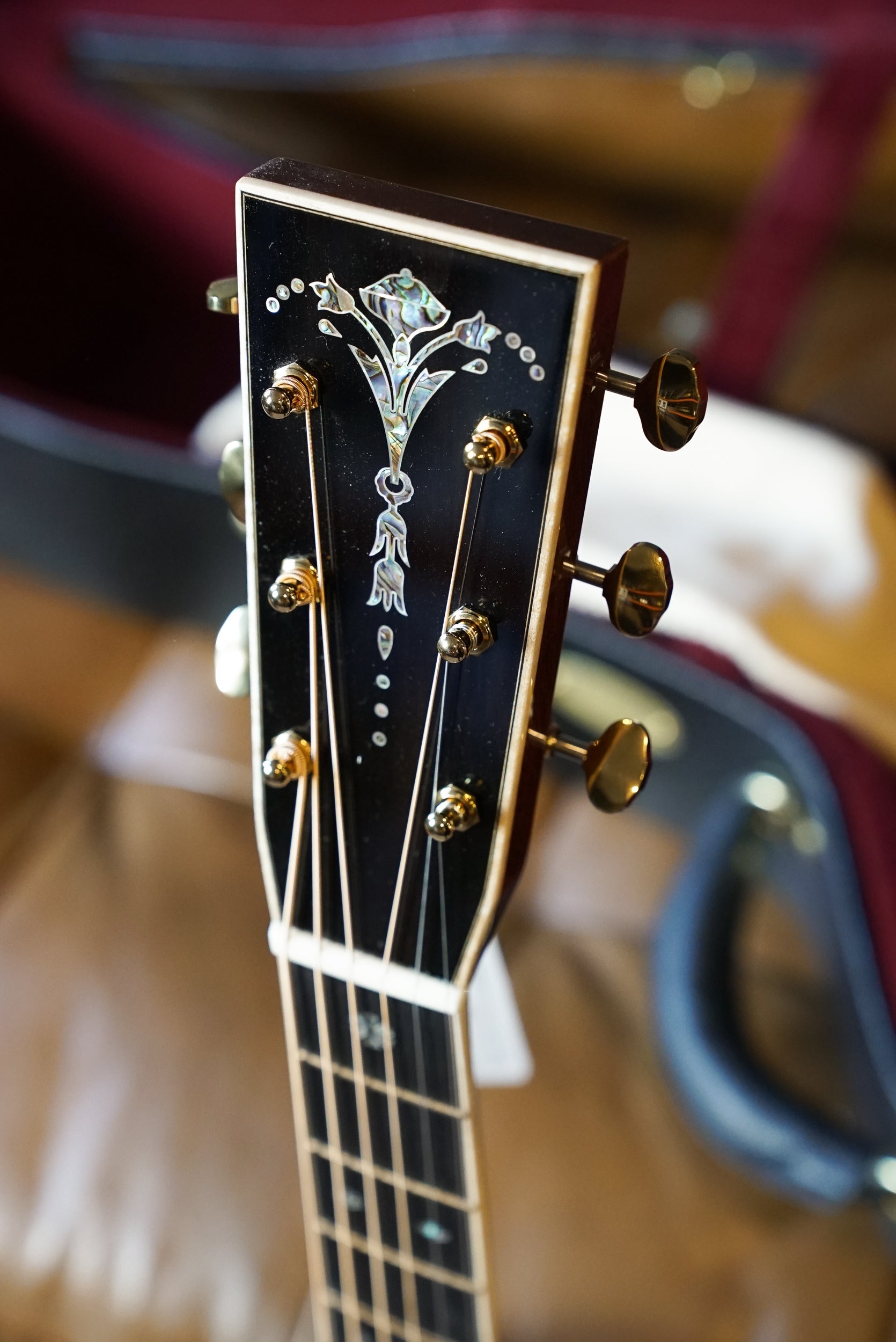 Martin D-42 Modern Deluxe Dreadnought Acoustic Guitar
