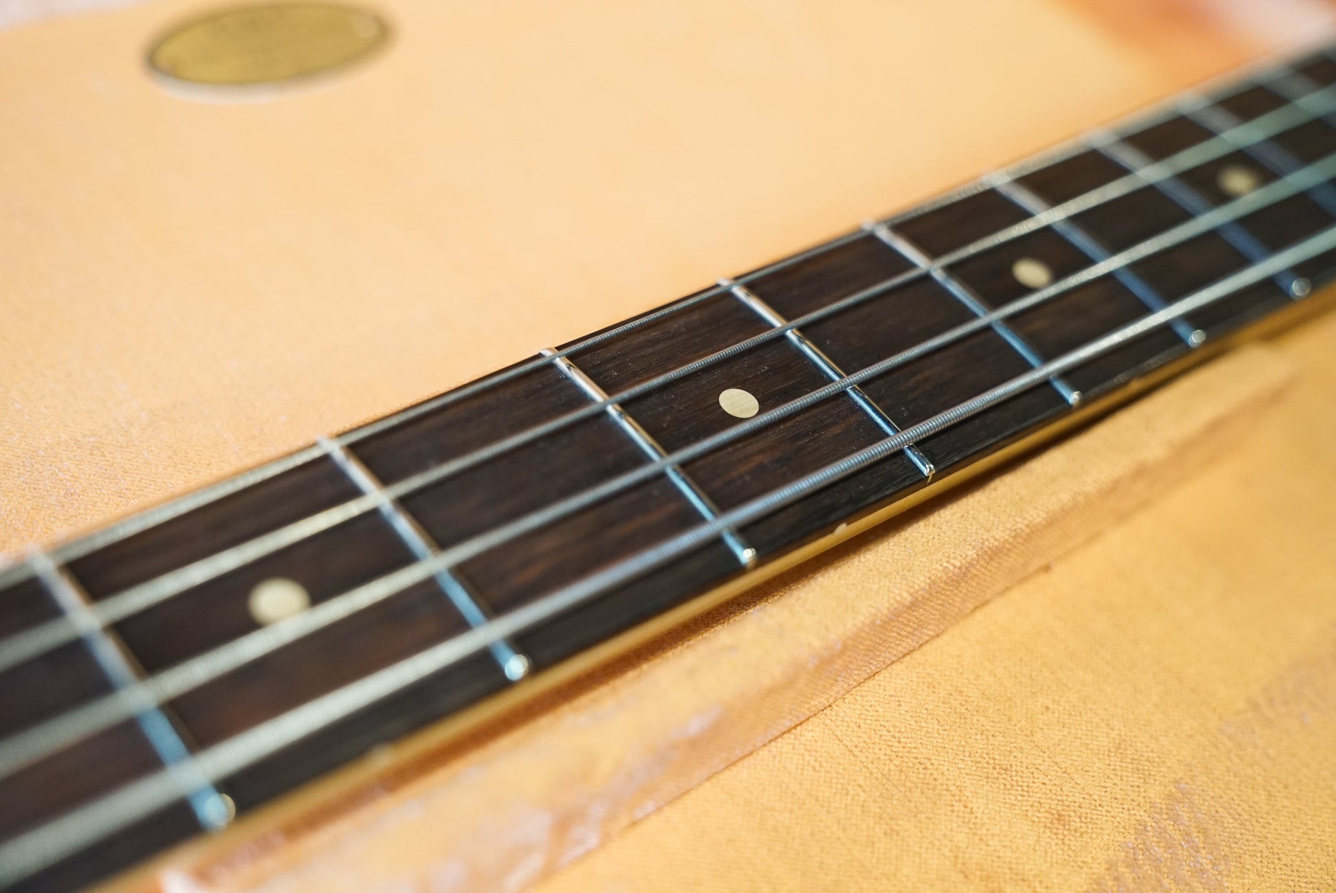 Fender Pino Palladino Signature Precision Bass, Rosewood Fingerboard, Fiesta Red over Desert Sand