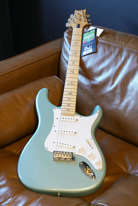 PRS Silver Sky, Maple Fingerboard - Polar Blue