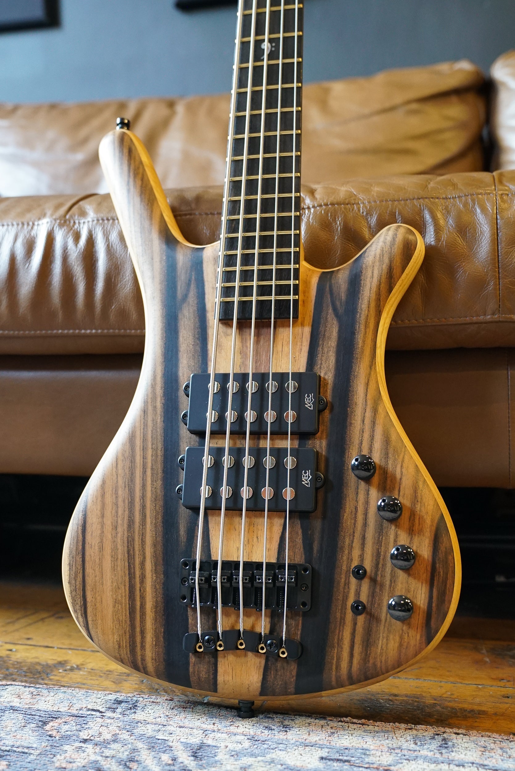 Warwick TeamBuilt Corvette $$ Bolt-On 2023 Limited Edition 5-String Bass Guitar