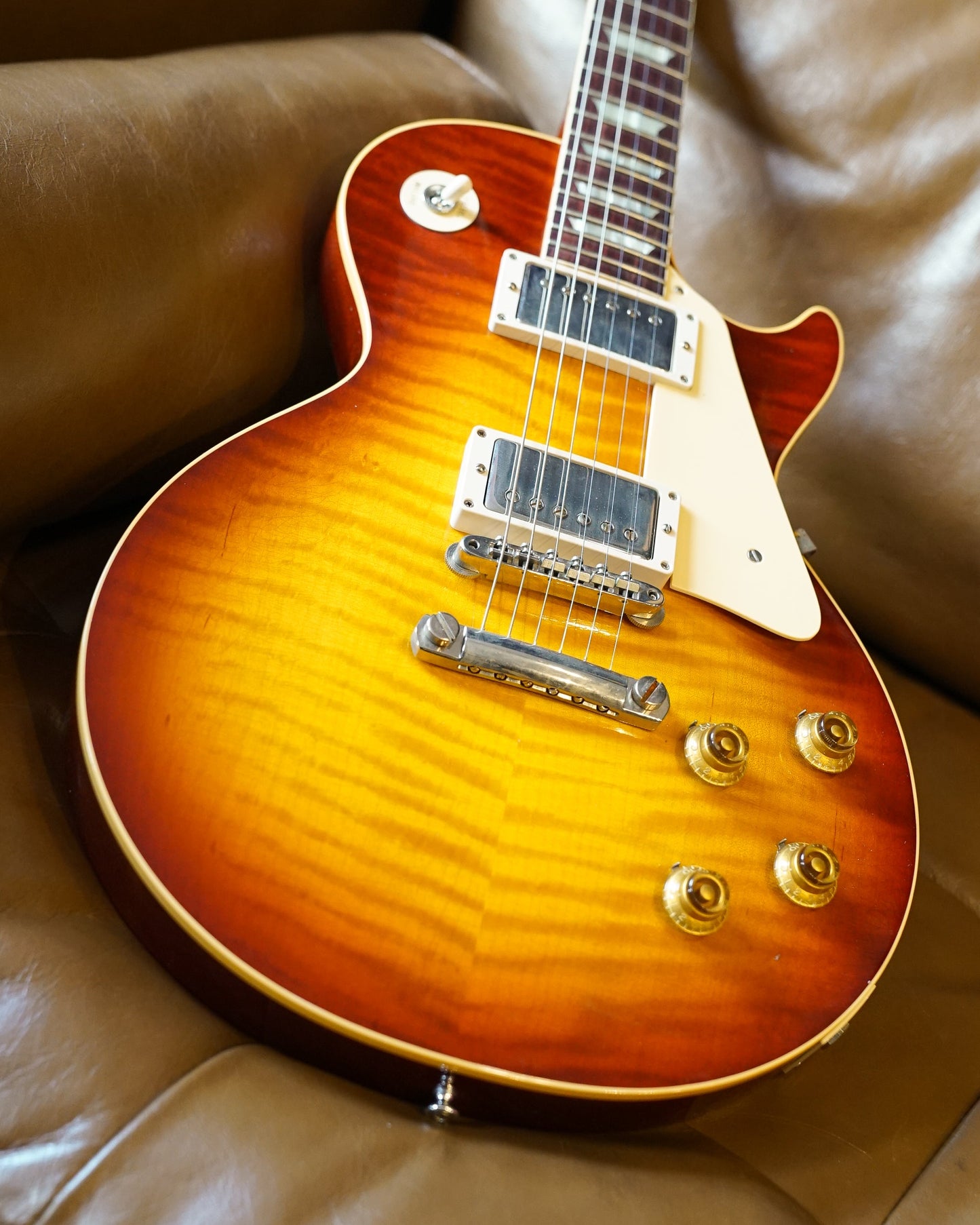 Gibson Custom Les Paul Standard '59 Reissue, Murphy Lab Ultra Light Aged, Ultra Light Back Upgrade - Cherry Tea
