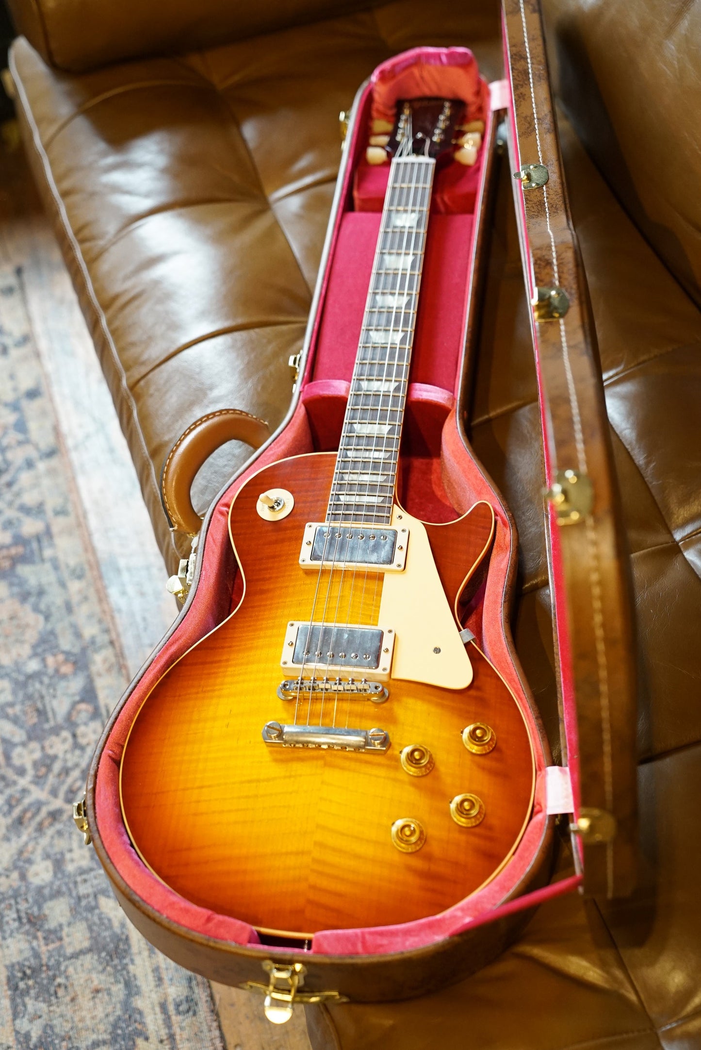 Gibson Custom Shop '59 Les Paul Standard Reissue, Ultra Light Back Upgrade - VOS Cherry Tea Burst