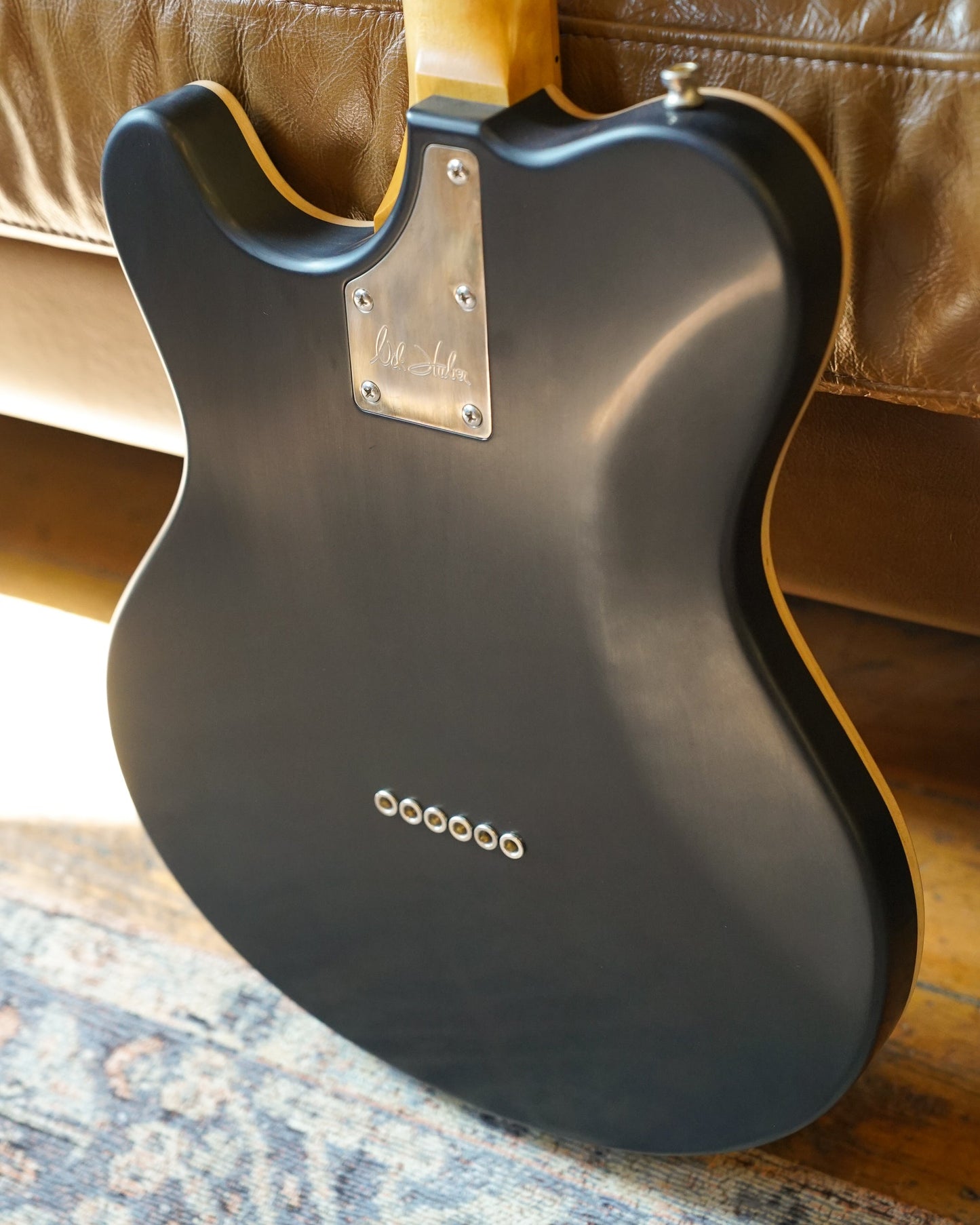 Nik Huber Twangmeister - 2-Tone Burst
