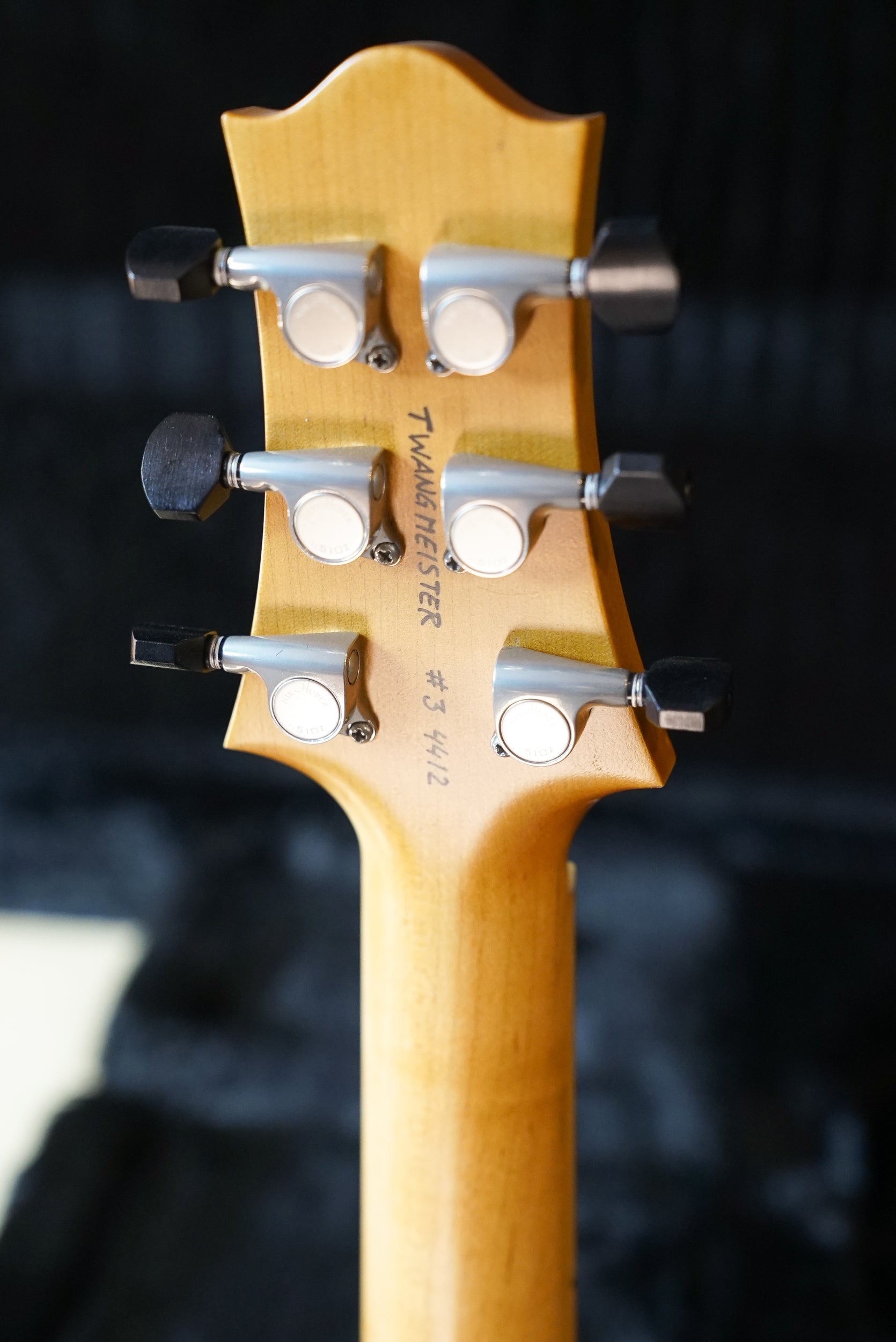 Nik Huber Twangmeister - 2-Tone Burst