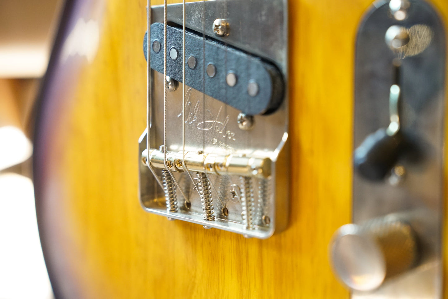 Nik Huber Twangmeister - 2-Tone Burst