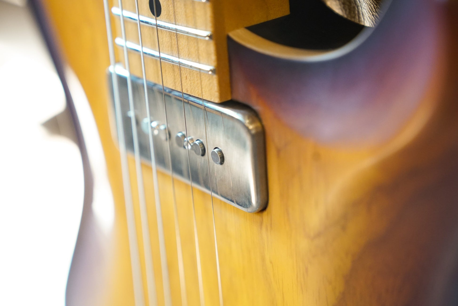 Nik Huber Twangmeister - 2-Tone Burst