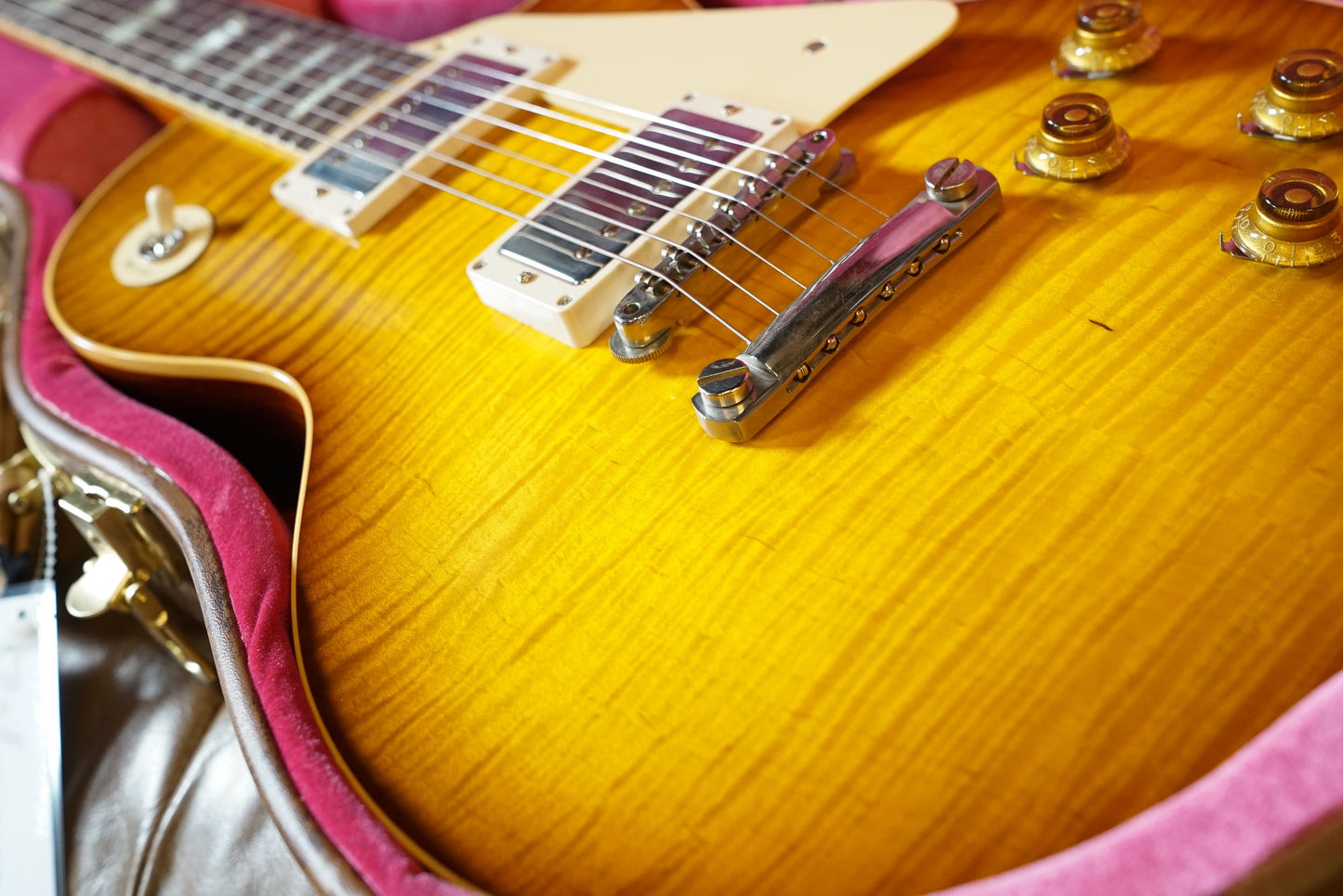 Gibson Custom Shop '59 Les Paul Standard Reissue, Ultra Light Back Upgrade - VOS Golden Poppy Burst
