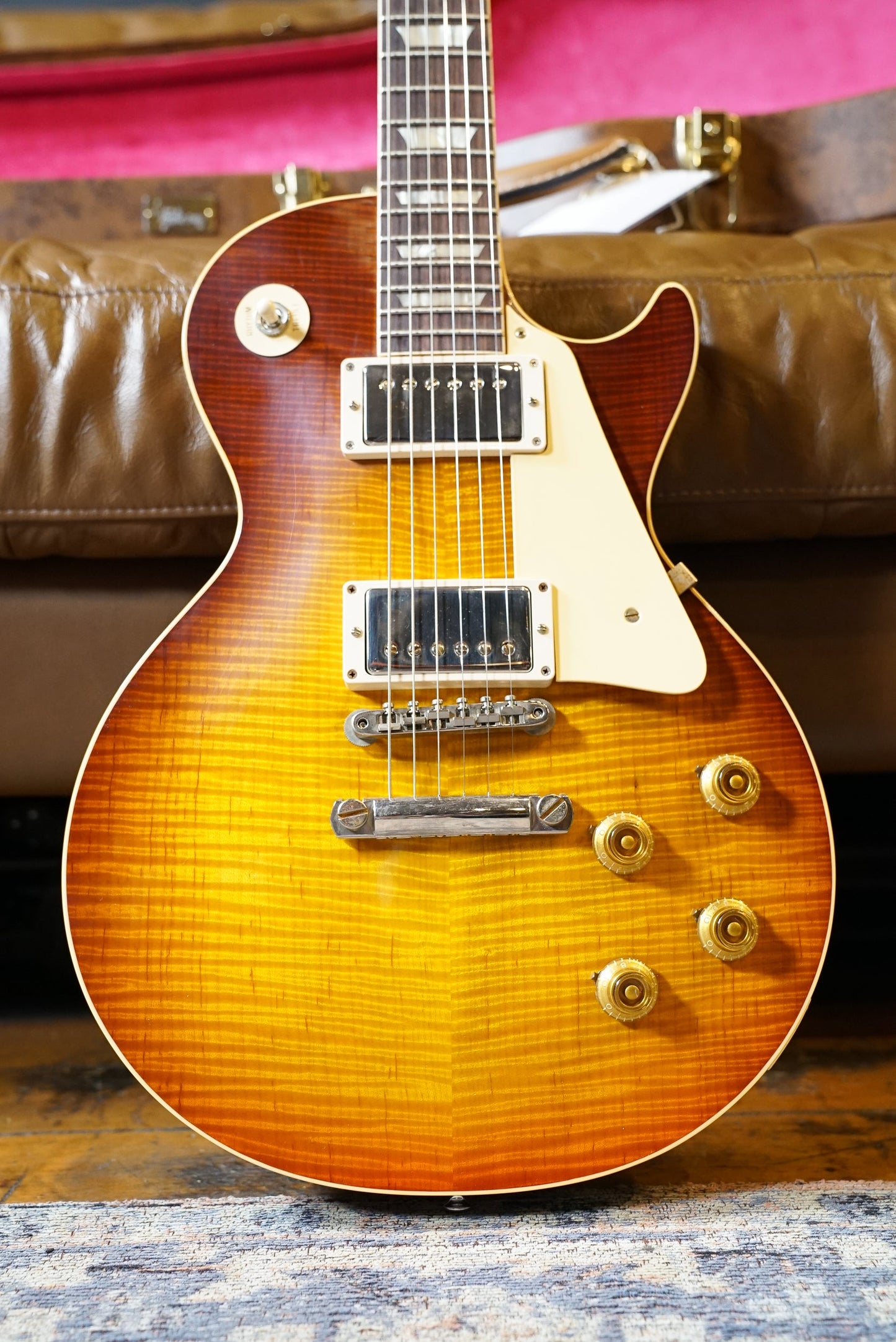 Gibson Custom Shop '59 Les Paul Standard Reissue, Ultra Light Back Upgrade - VOS Royal Tea Burst