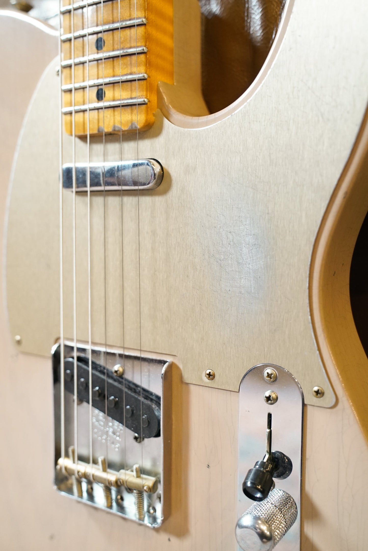 Fender Custom Shop Limited Edition '53 Telecaster Relic - Dirty White Blonde