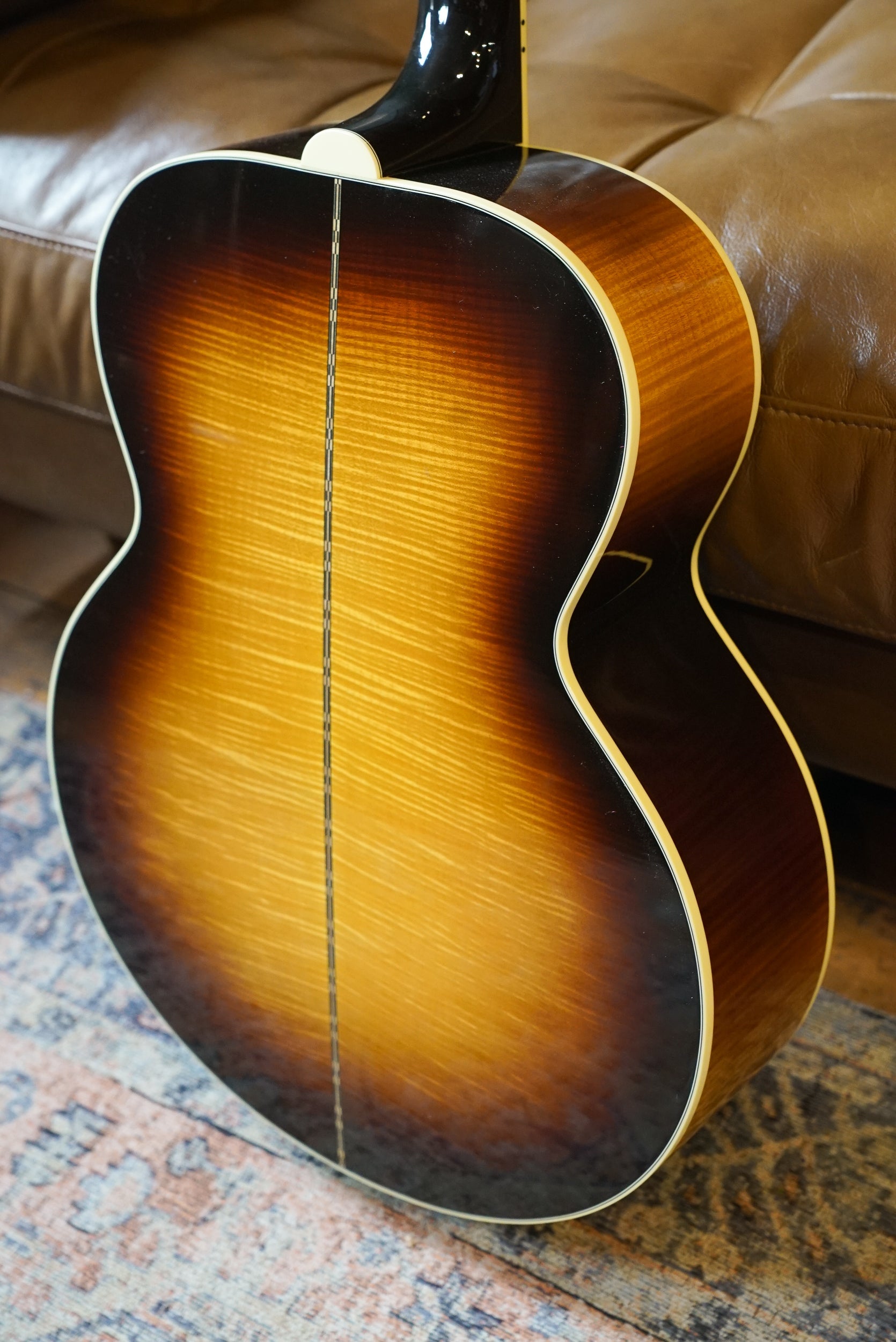 Gibson Custom SJ-200 Original Vintage Sunburst - AAAAA Flame Maple
