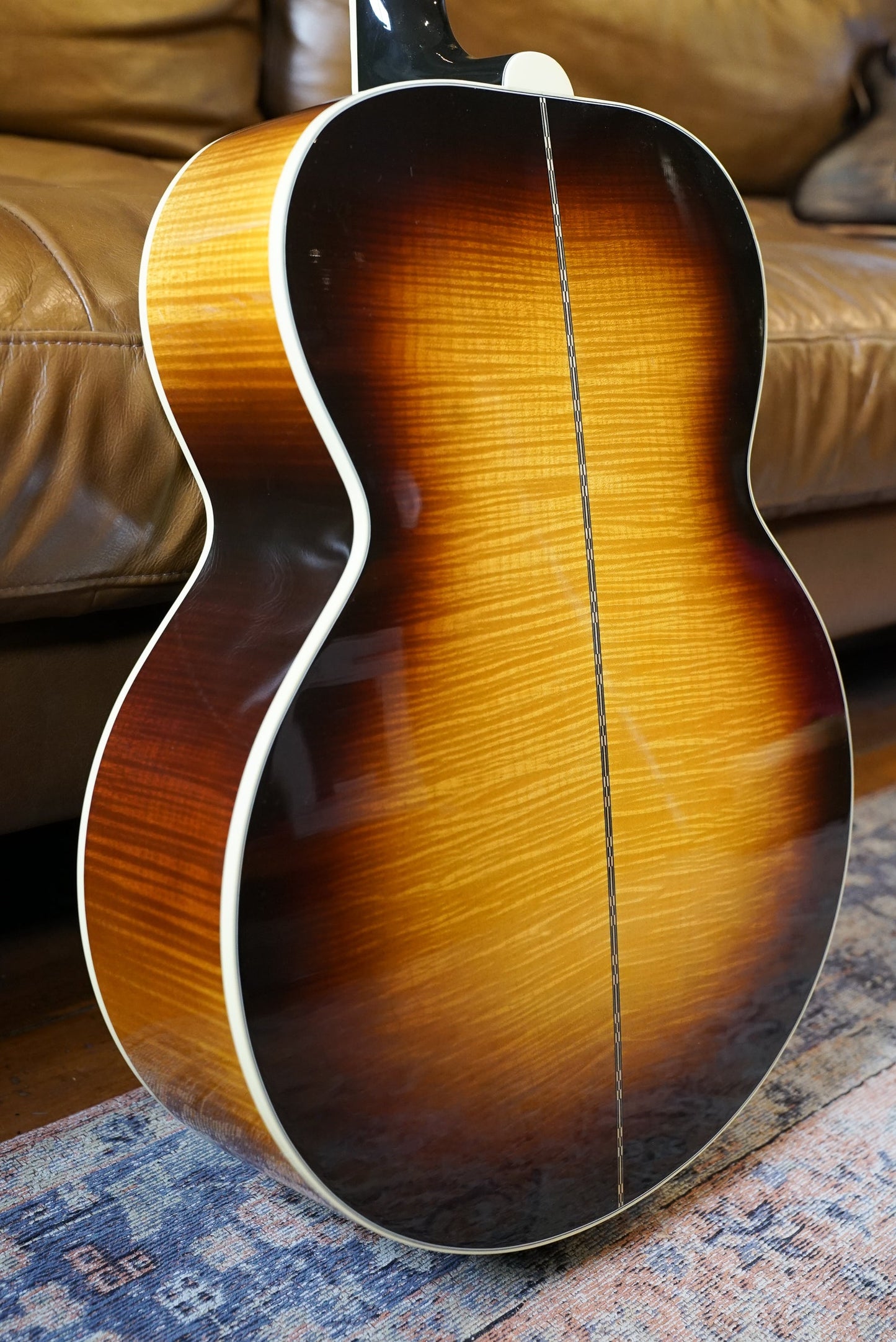 Gibson Custom SJ-200 Original Vintage Sunburst - AAAAA Flame Maple