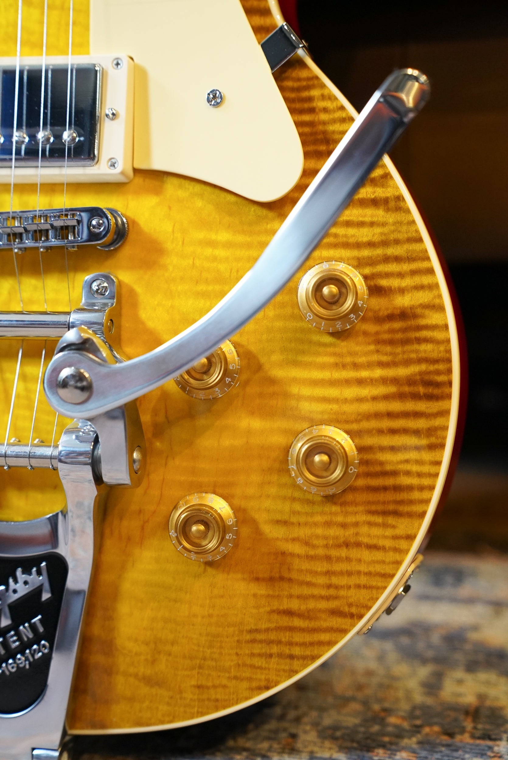 Heritage Standard Collection H-150 Bigsby - Dirty Lemon Burst