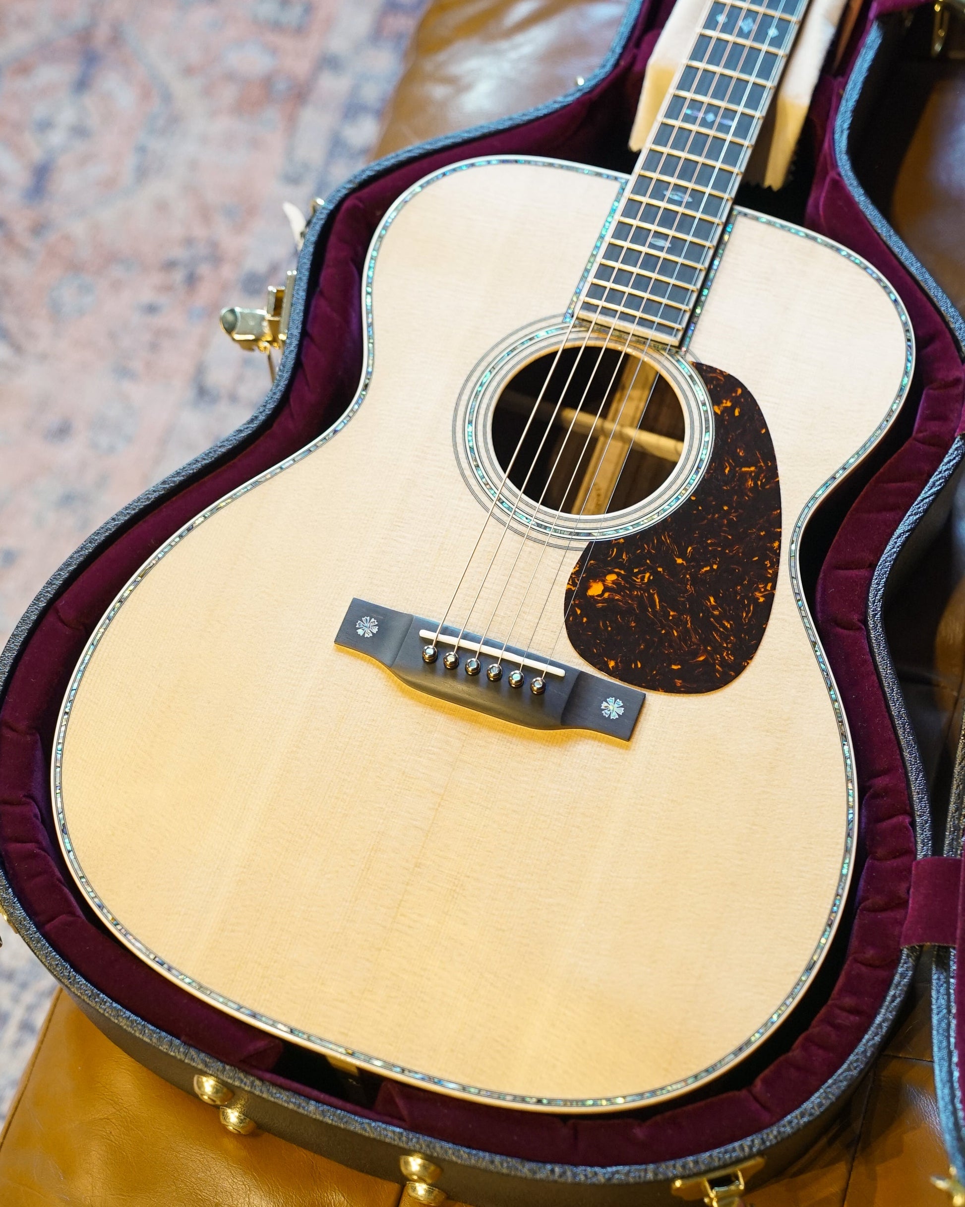 Martin 000-42 Modern Deluxe Auditorium Acoustic Guitar