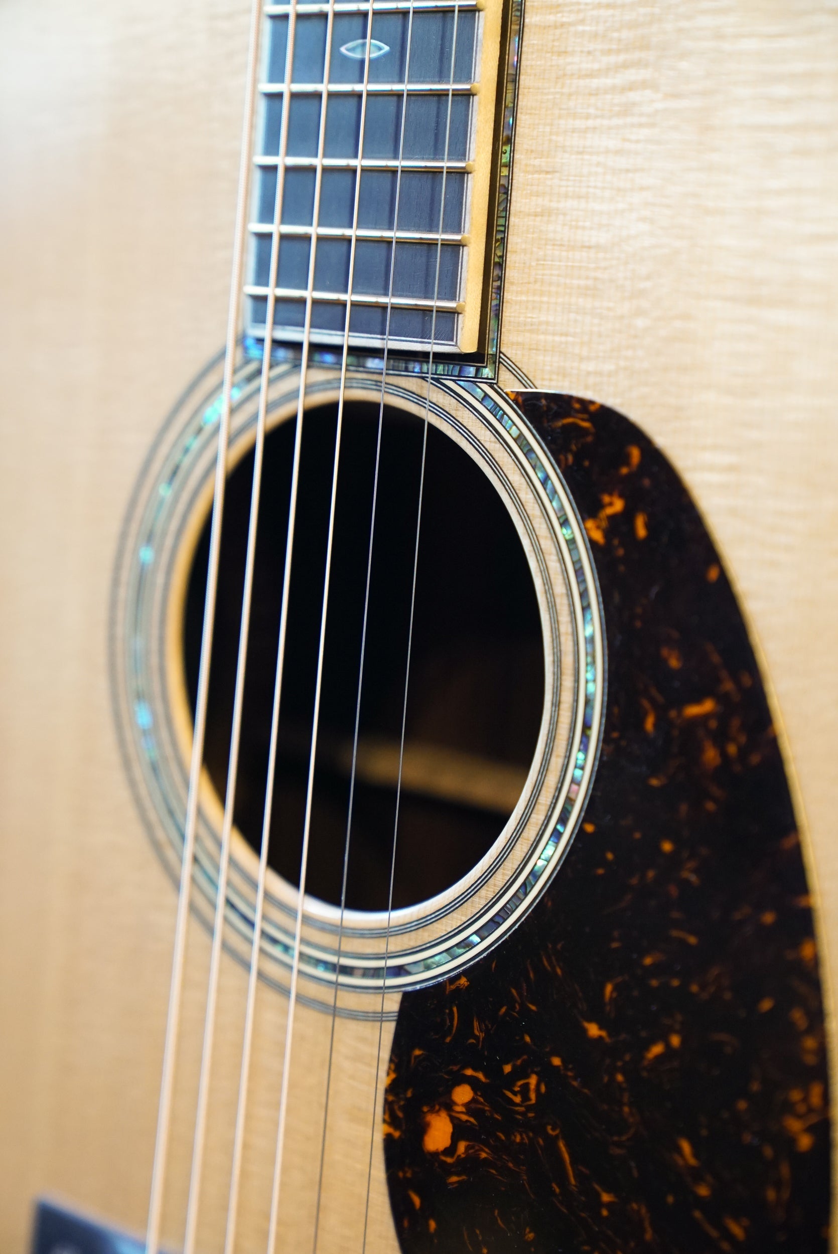 Martin 000-42 Modern Deluxe Auditorium Acoustic Guitar