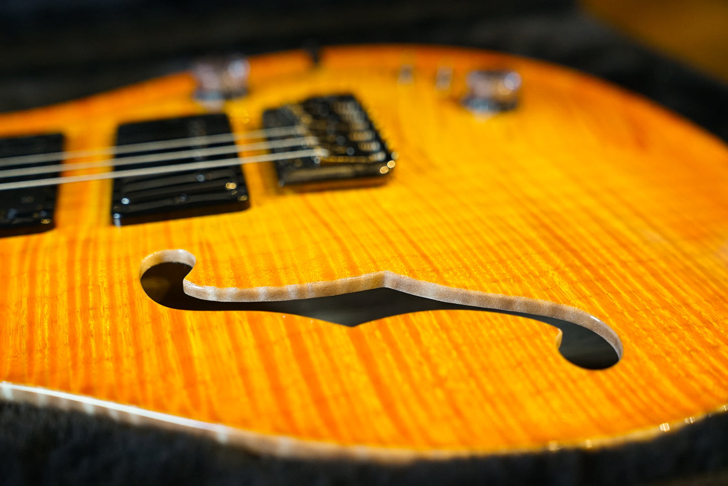 Pre-Owned PRS Private Stock Special Semi-Hollow Limited Edition - Citrus Glow "2022