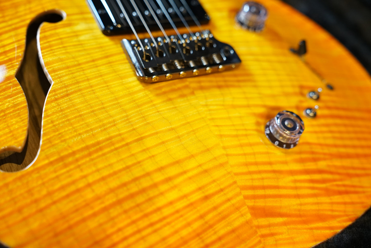 Pre-Owned PRS Private Stock Special Semi-Hollow Limited Edition - Citrus Glow "2022
