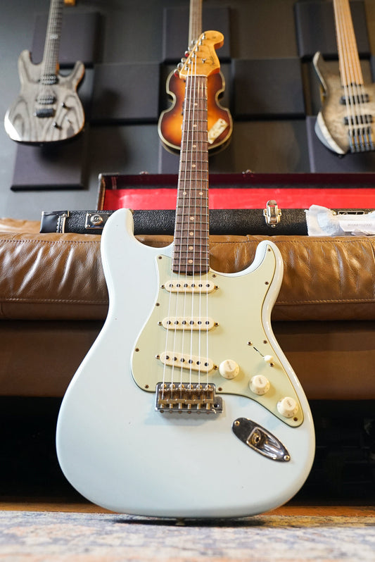 Fender Custom Shop '59 Stratocaster Journeyman Relic - Super Faded Aged Sonic Blue
