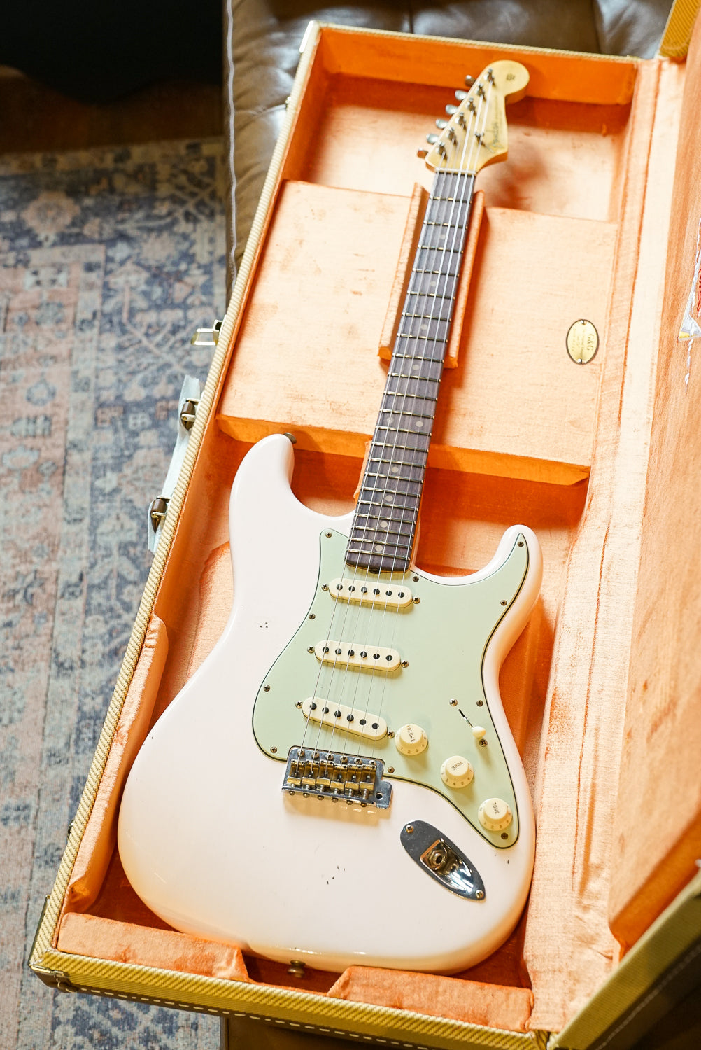 Fender Custom Shop '59 Stratocaster Journeyman Relic - Super Faded Aged Shell Pink