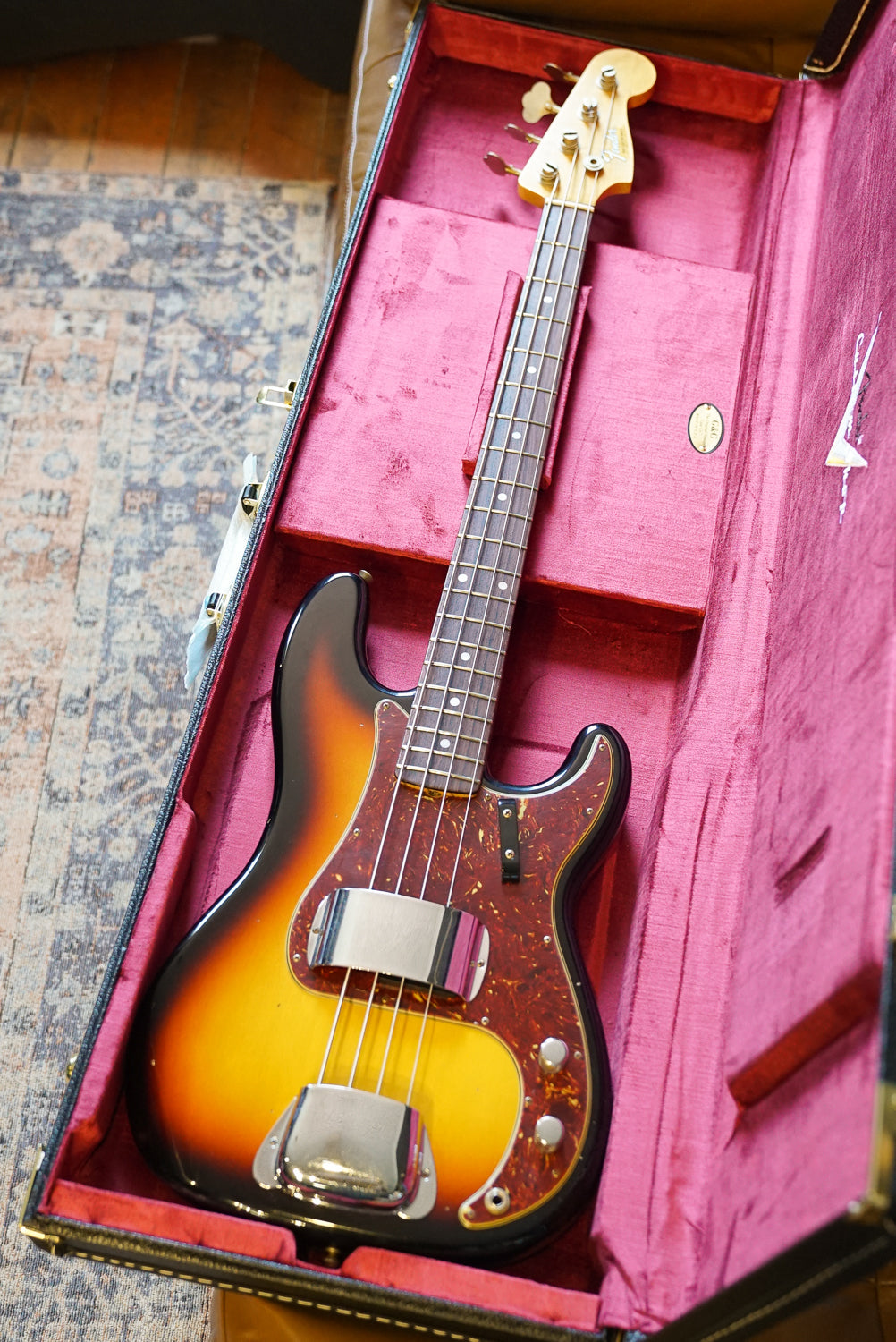 Fender Custom Shop '66 Precision Bass Journeyman Relic - 3 Tone Sunburst