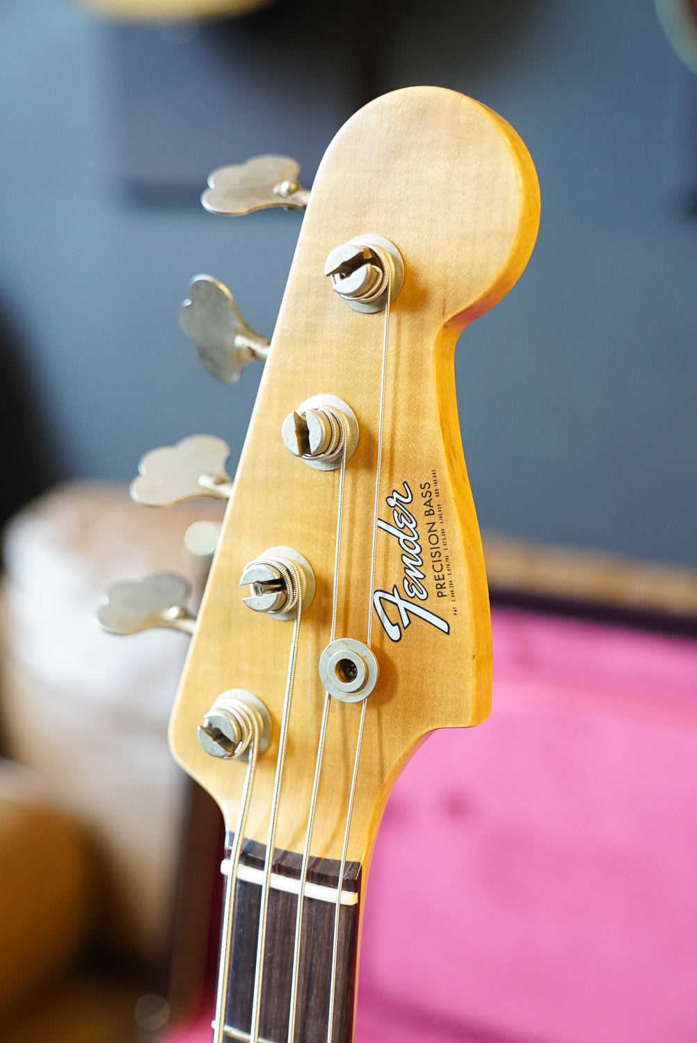 Fender Custom Shop '66 Precision Bass Journeyman Relic - 3 Tone Sunburst