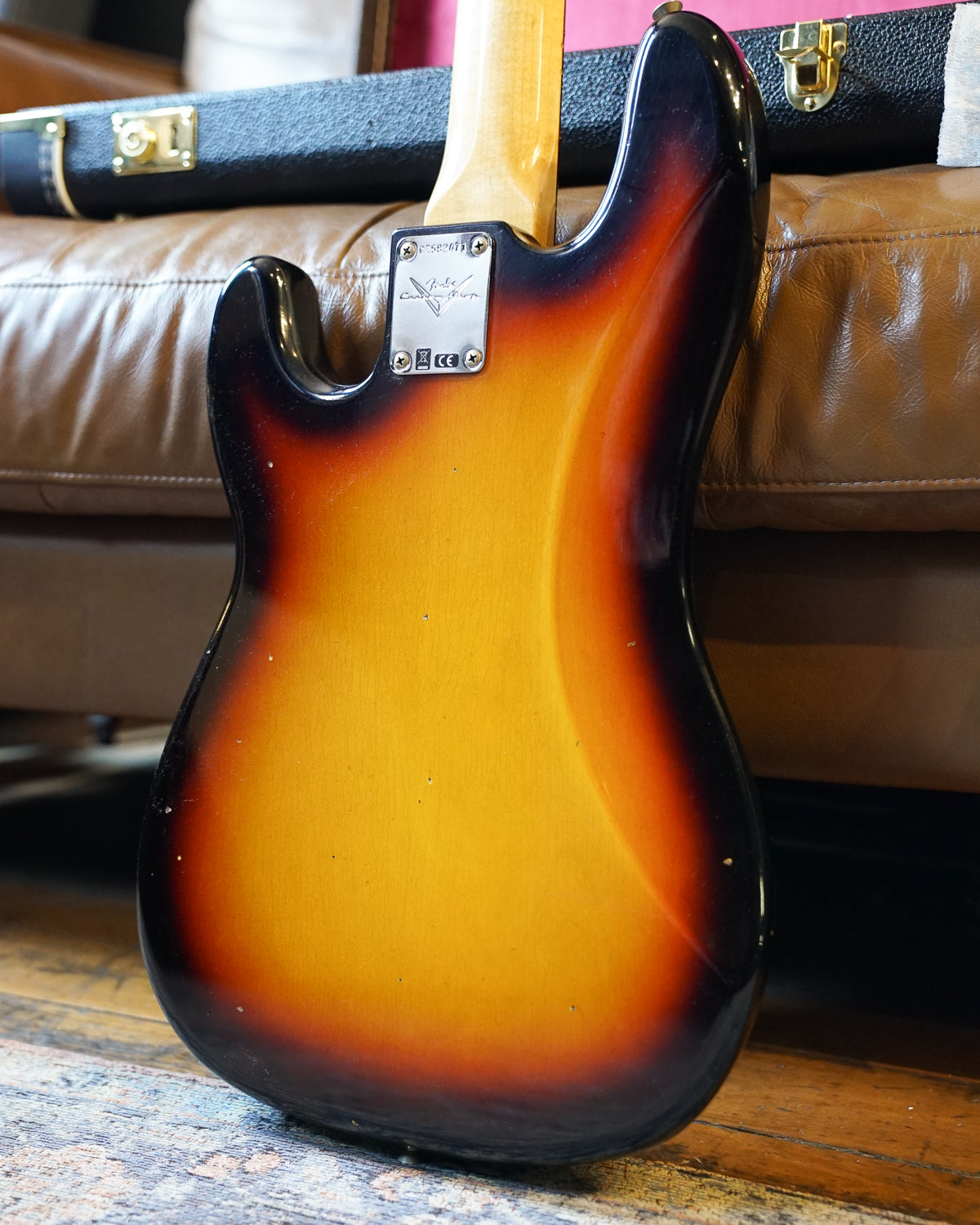 Fender Custom Shop '66 Precision Bass Journeyman Relic - 3 Tone Sunburst