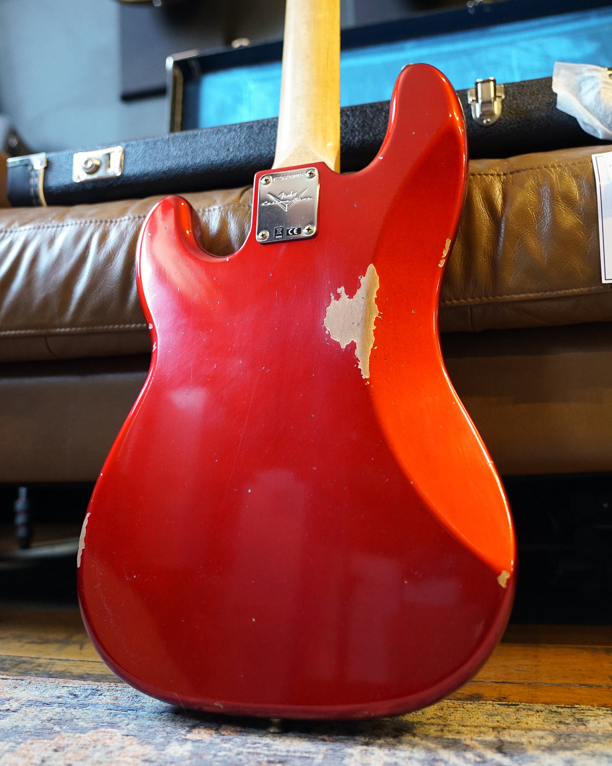Fender Custom Shop '66 Precision Bass Relic - Aged Candy Apple Red