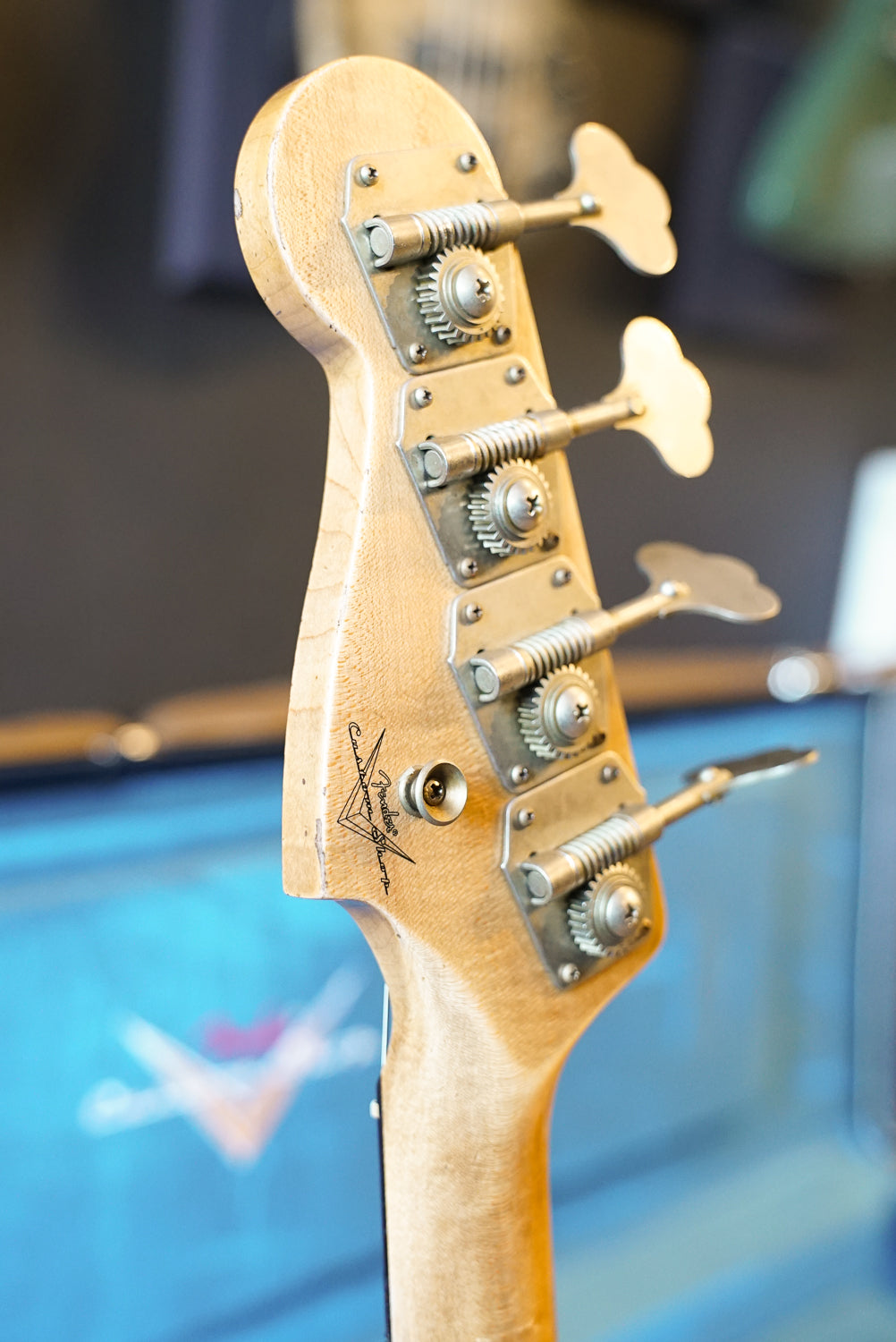 Fender Custom Shop '66 Precision Bass Relic - Aged Candy Apple Red