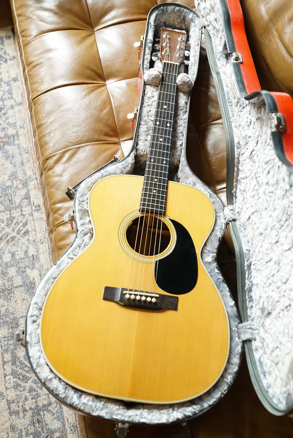 Pre-Owned Martin 000-28 1972