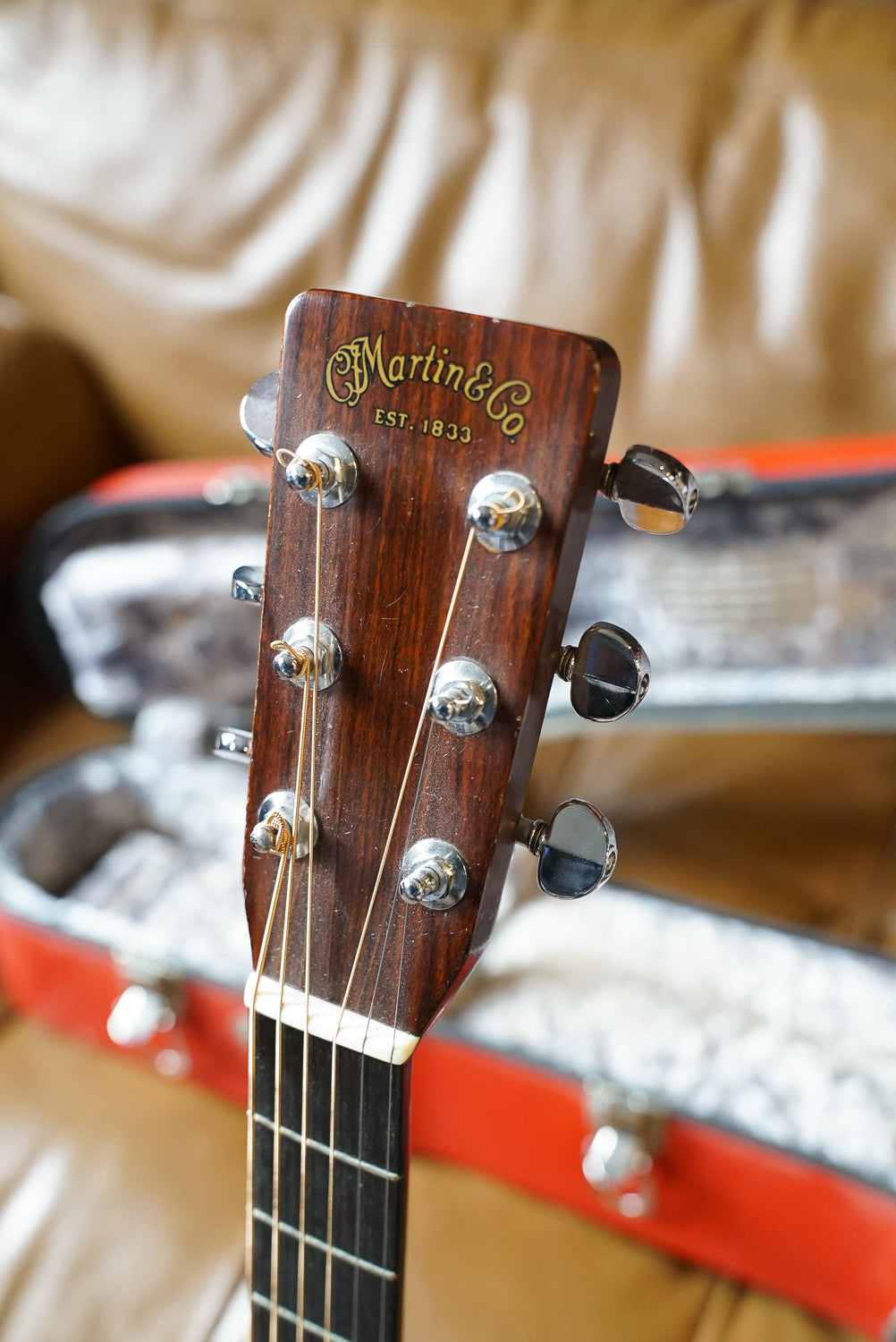 Pre-Owned Martin 000-28 1972
