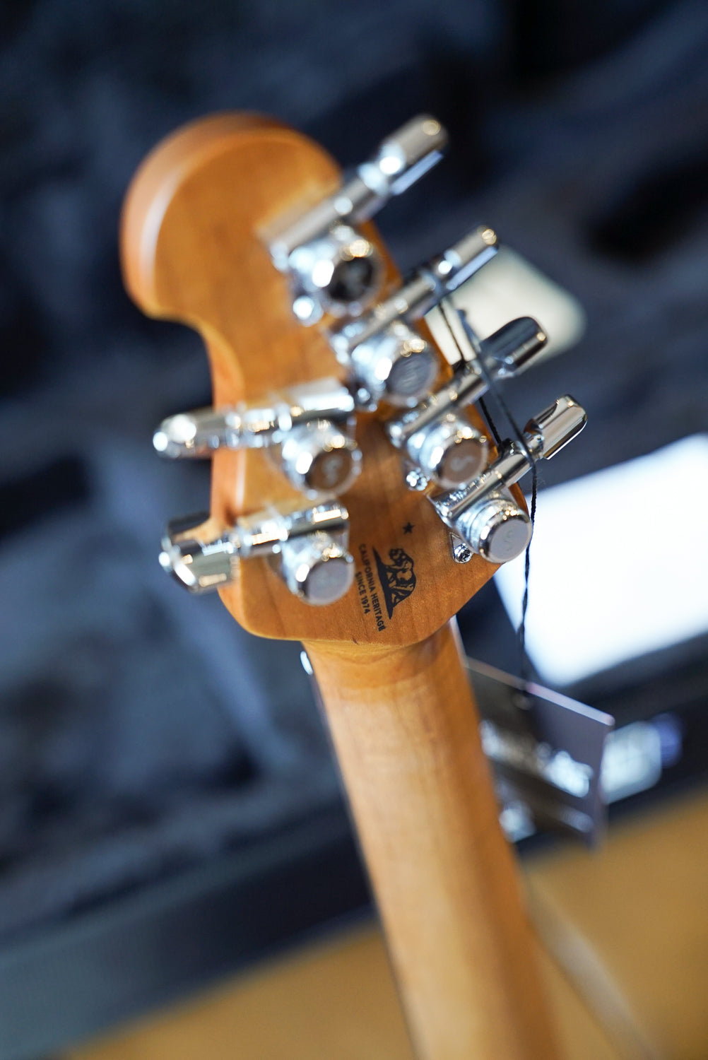 Music Man Luke 4 HSS - Black Sparkle