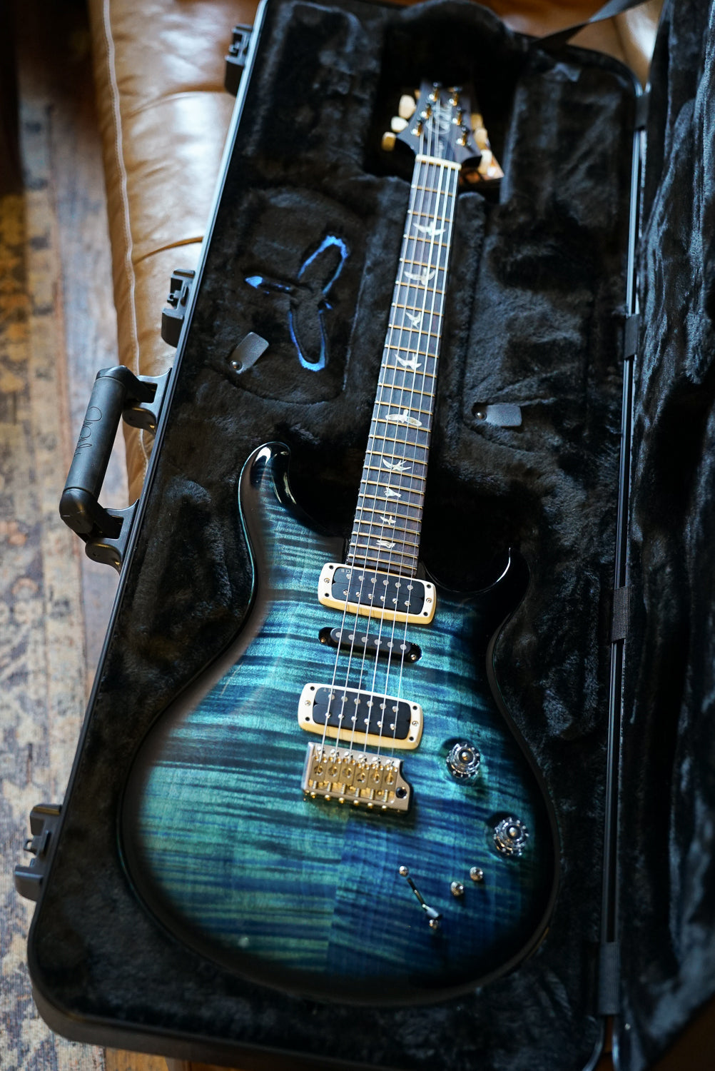 PRS Modern Eagle V, Cobalt Smokeburst