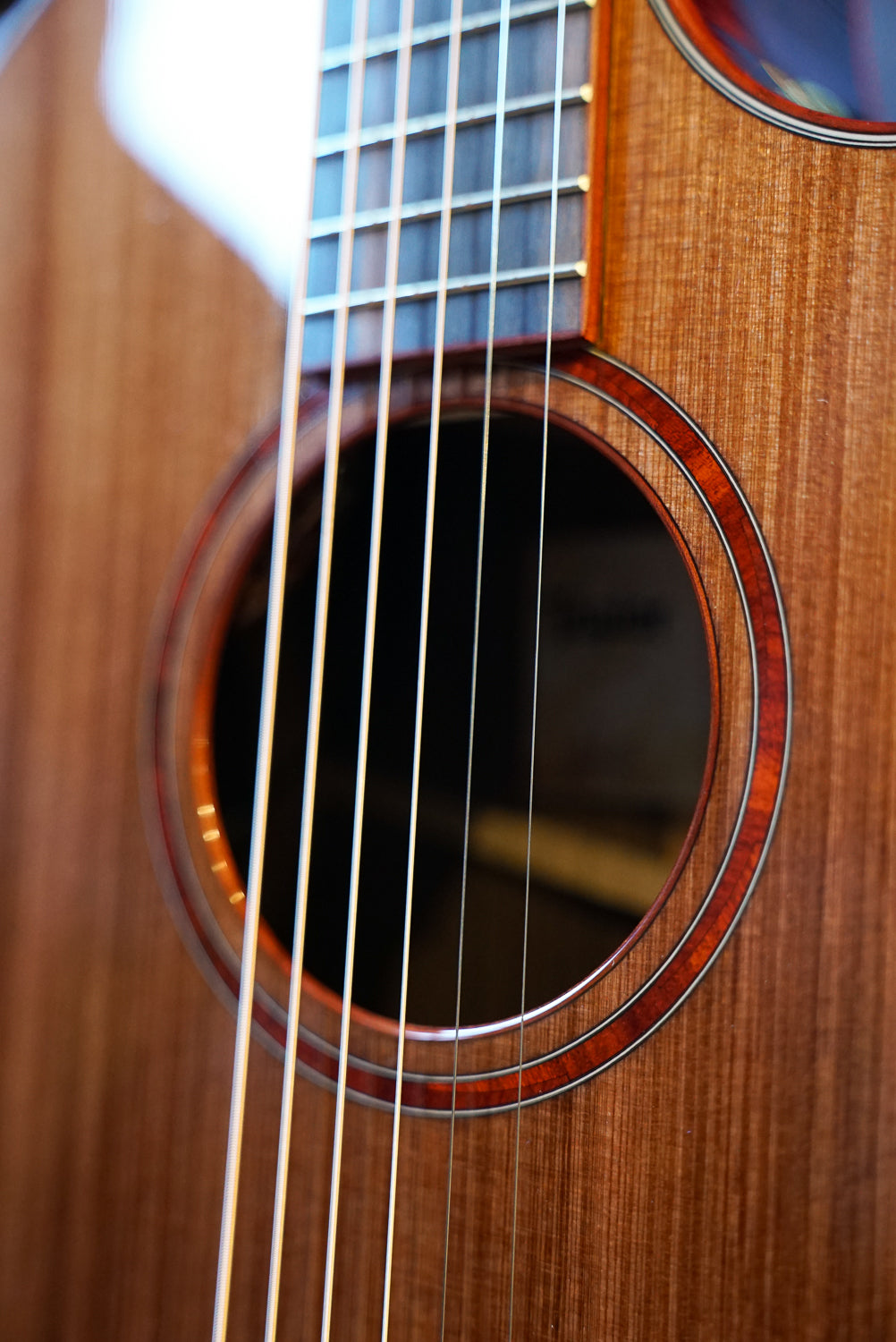 Taylor C12CE 12 Fret B5025 - Custom GC 12 Fret. Ind Rosewood/Redwood. Custom #25