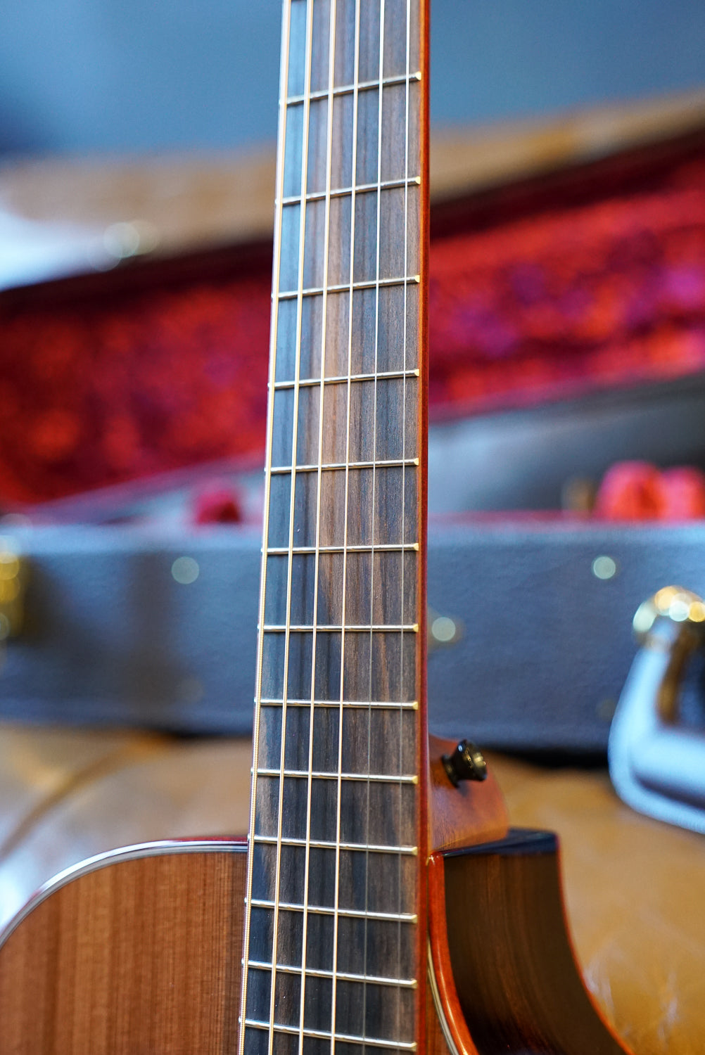 Taylor C12CE 12 Fret B5025 - Custom GC 12 Fret. Ind Rosewood/Redwood. Custom #25