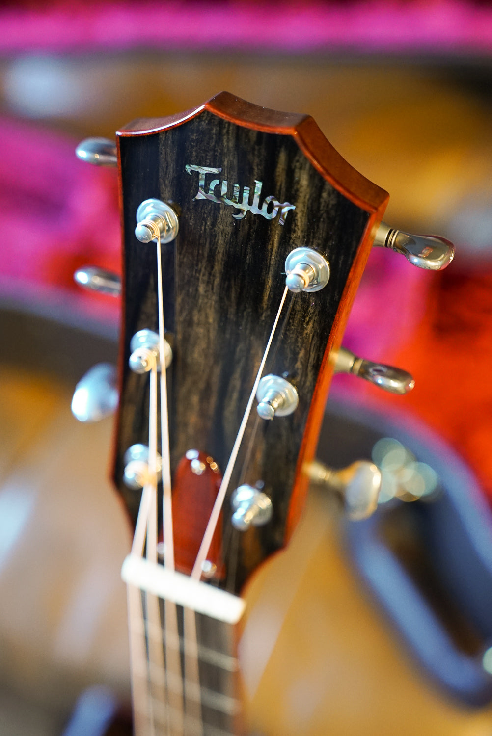 Taylor C12CE 12 Fret B5025 - Custom GC 12 Fret. Ind Rosewood/Redwood. Custom #25