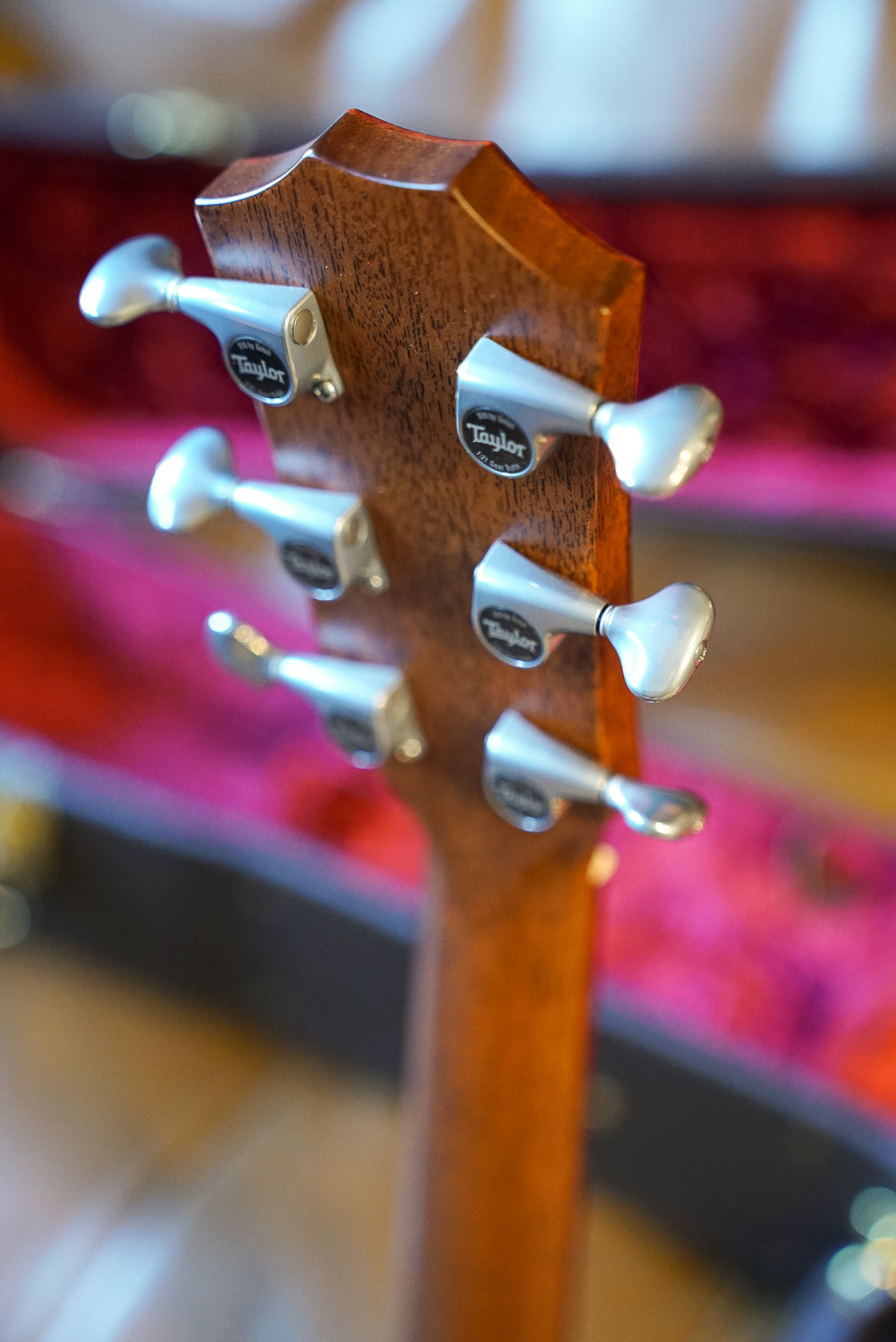 Taylor C12CE 12 Fret B5025 - Custom GC 12 Fret. Ind Rosewood/Redwood. Custom #25